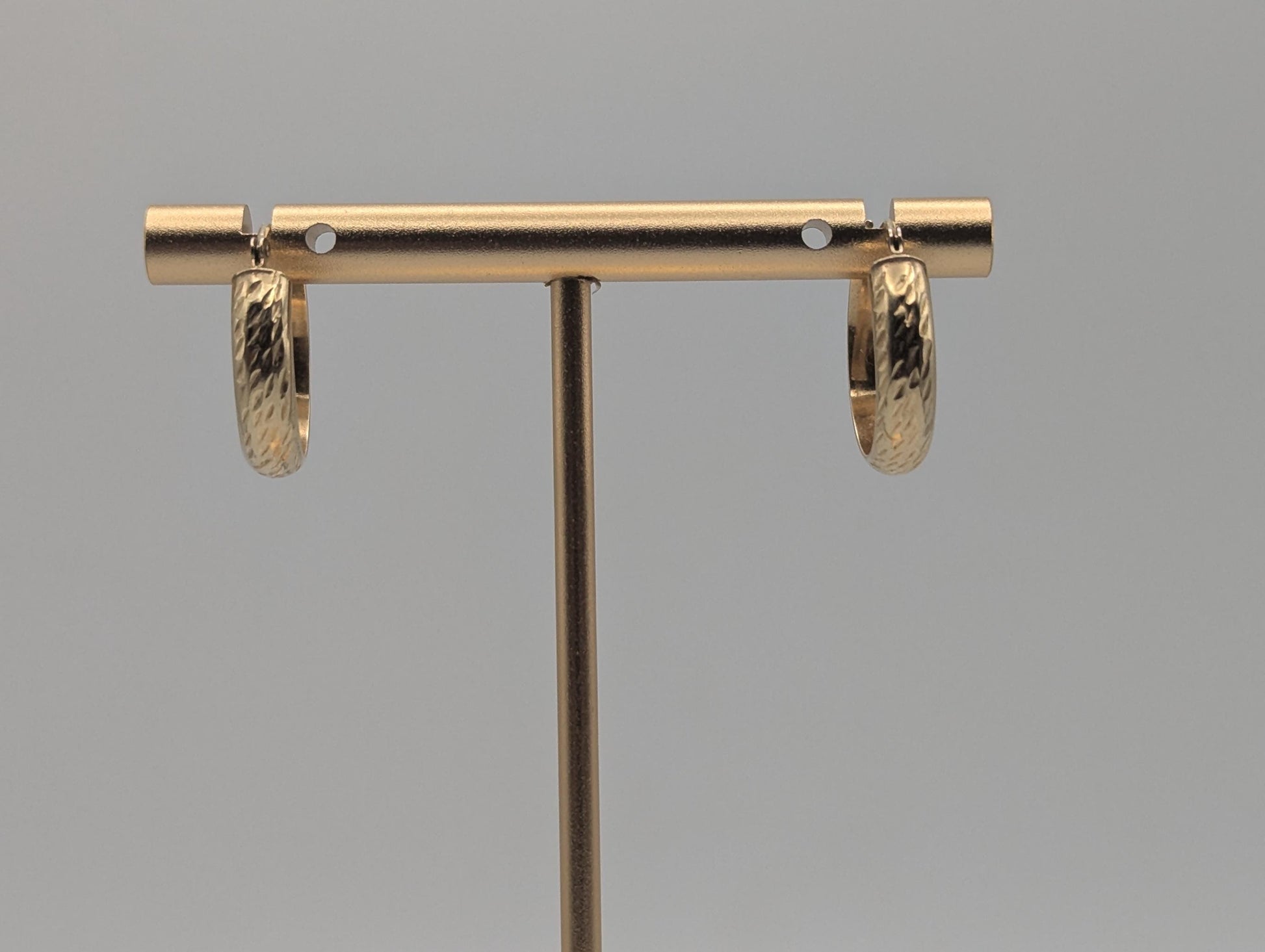 14k Yellow Gold Etched Hoop Earrings Classic Gold Hoops