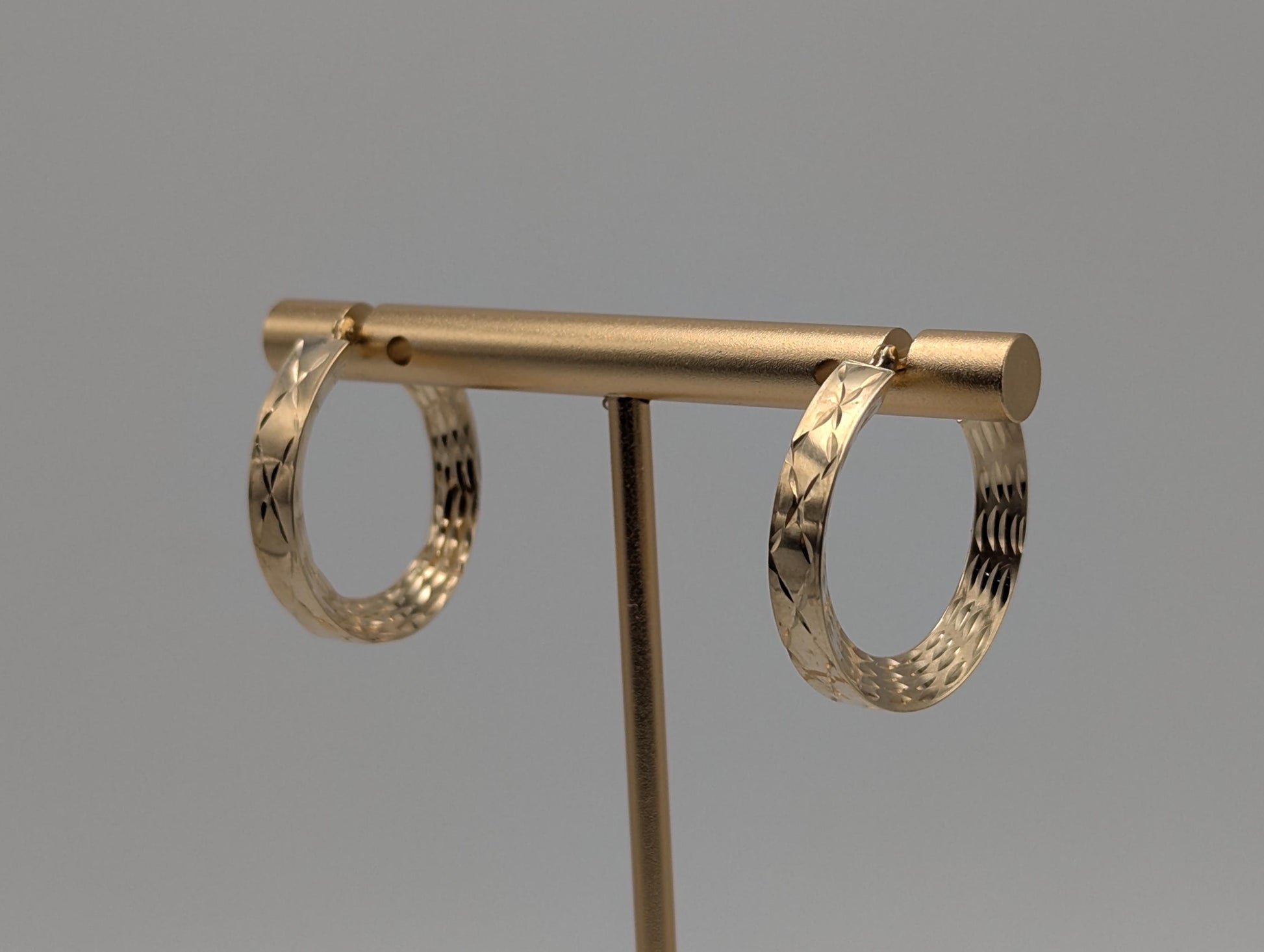 14k Vintage Yellow Gold Classic Etched Textured Hoop Earrings Gold Hoops Hinged