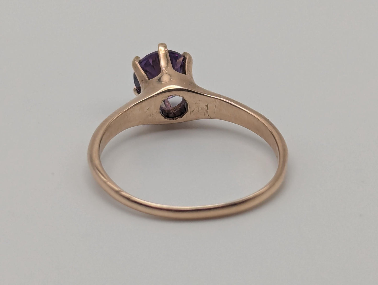 10k Gold Victorian Claw Solitaire Purple Amethyst Stone Ring Vintage Cocktail Ring