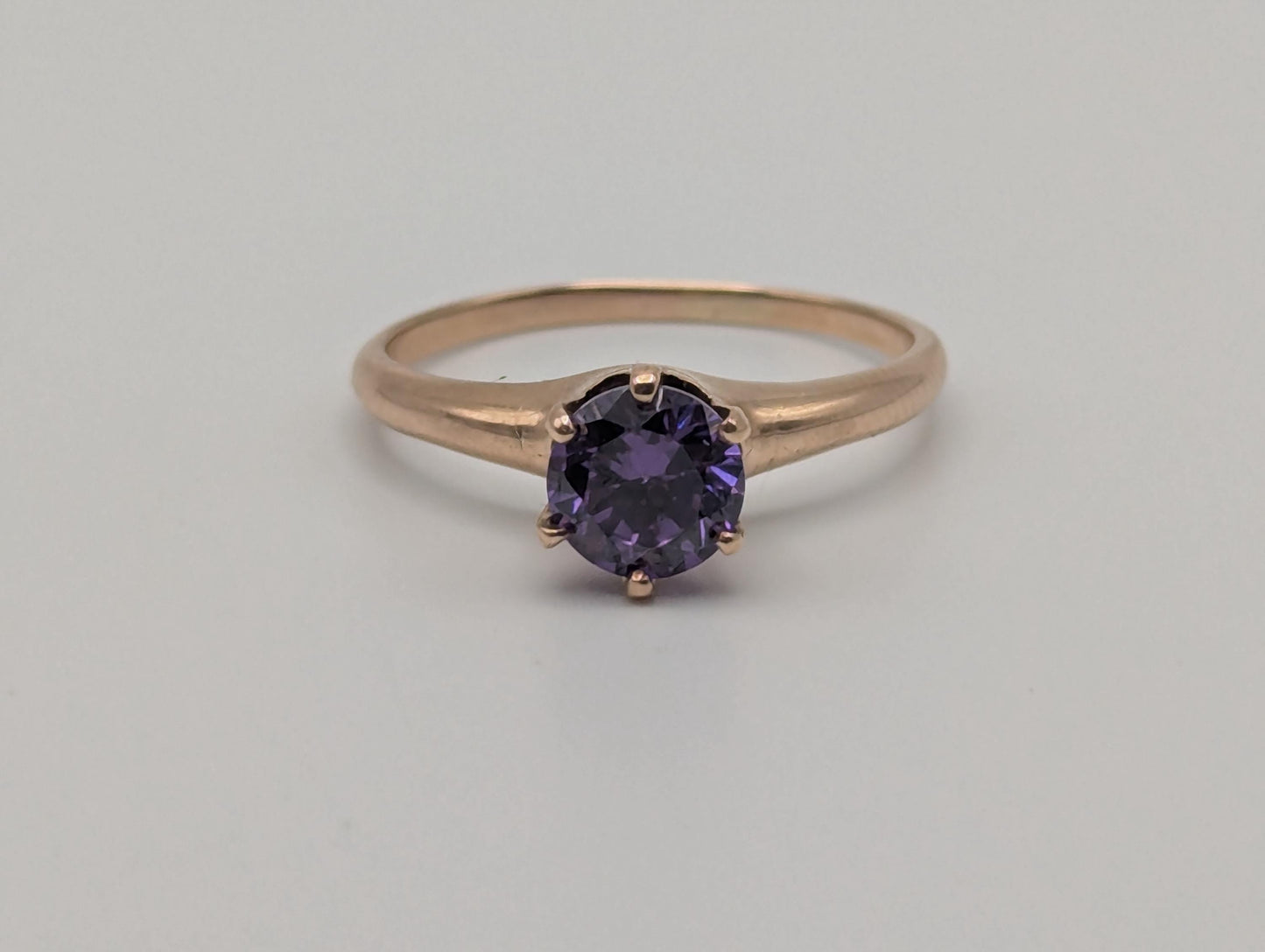10k Gold Victorian Claw Solitaire Purple Amethyst Stone Ring Vintage Cocktail Ring
