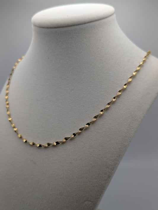14k Italy Yellow Gold Twisted Herring Bone Necklace Chain 18 Inch Womens