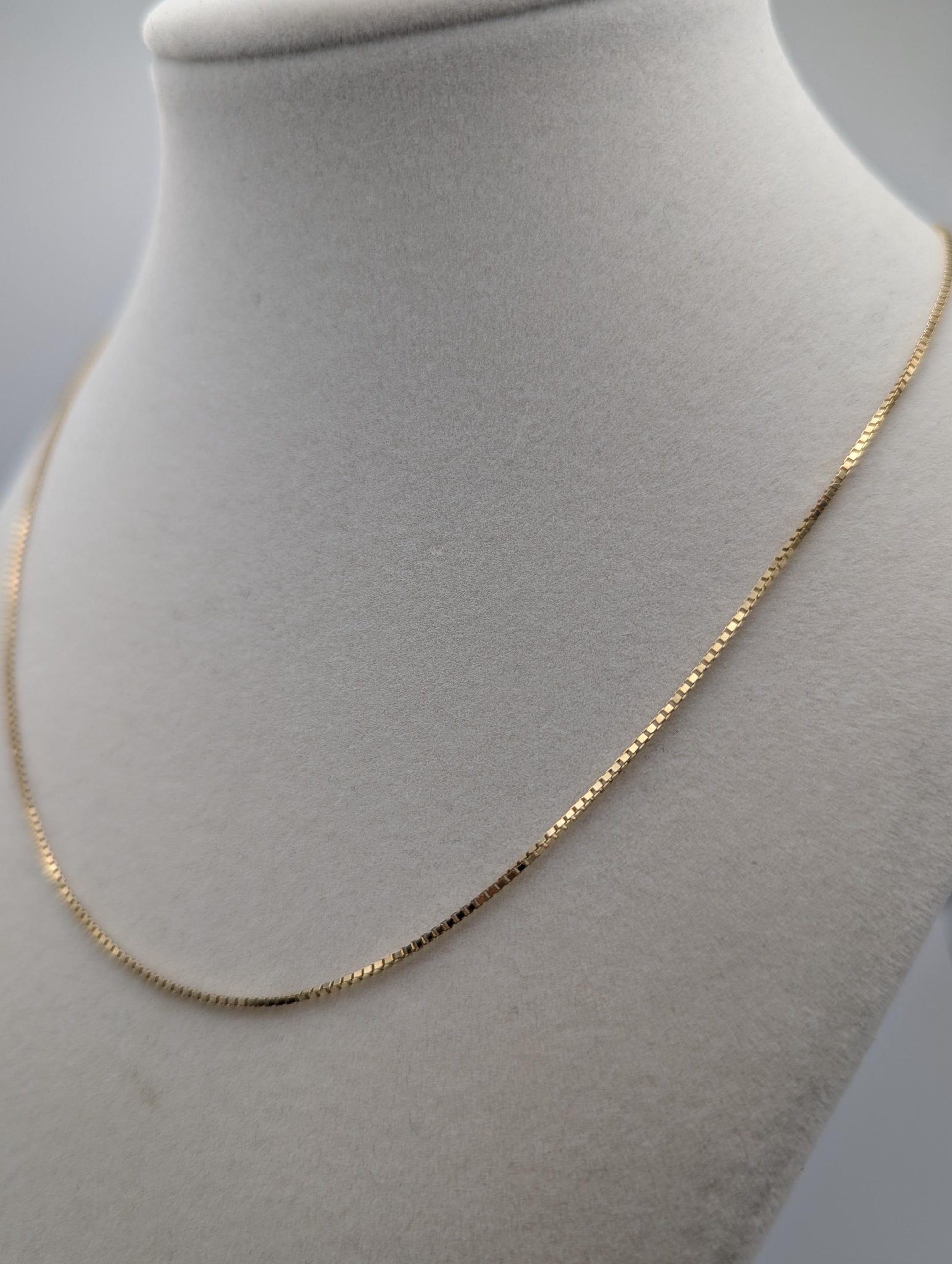 10k Yellow Gold ITALY Box Chain Necklace 18" Box Chain Vintage Box Chain.