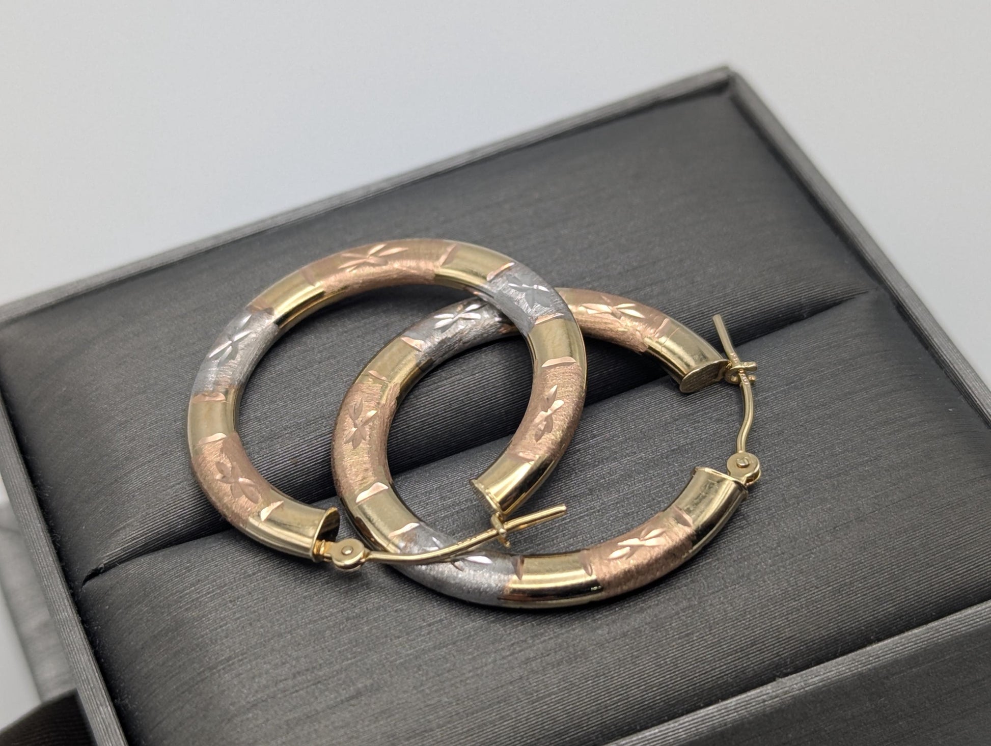 Large 14k Trio Gold Etched Hoop Earrings Rose Gold Multi-Color Hoops