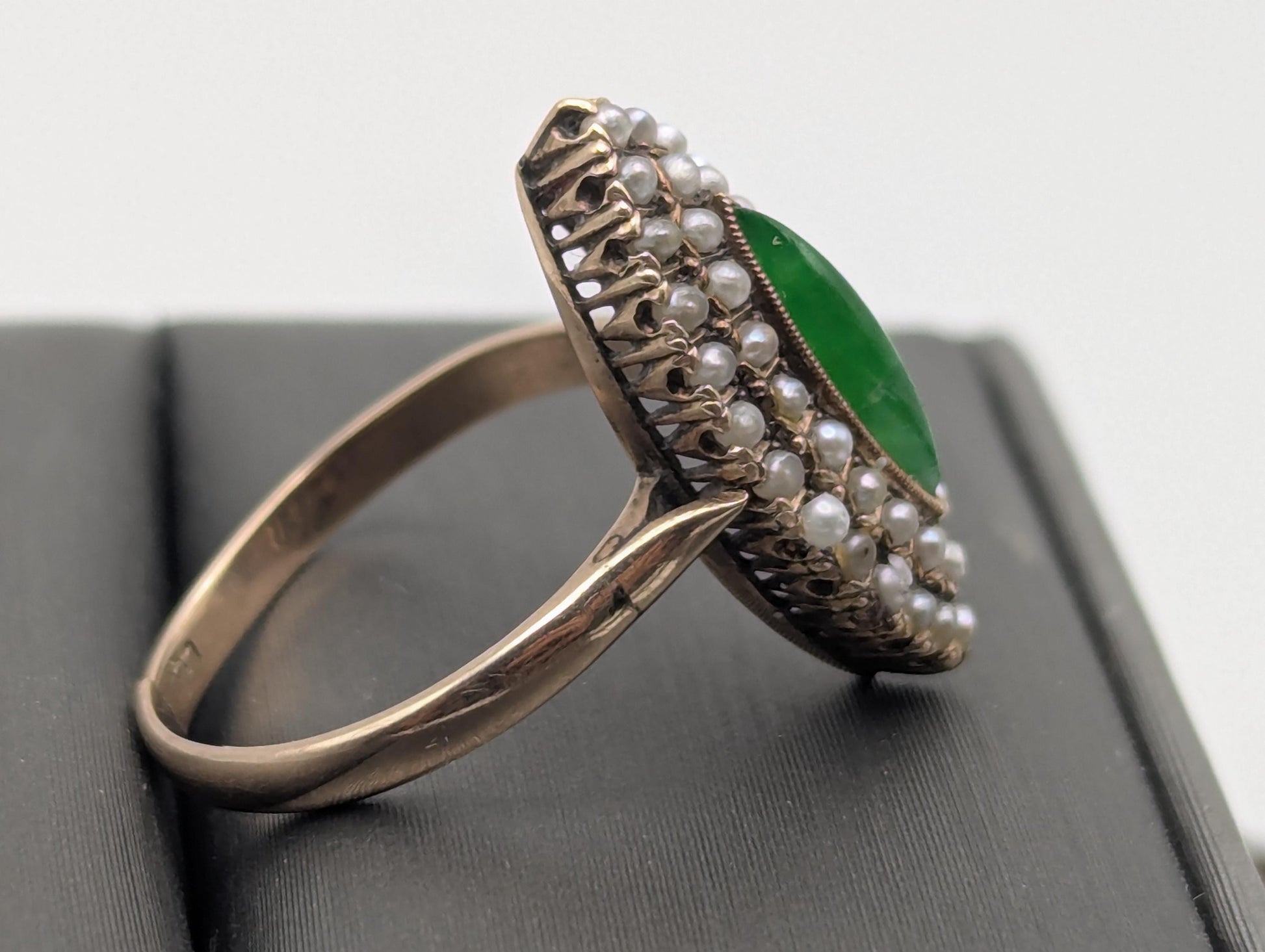 10k Victorian Gold Emerald Seed Pearl Ring. Cocktail Statement Ring Free Resize
