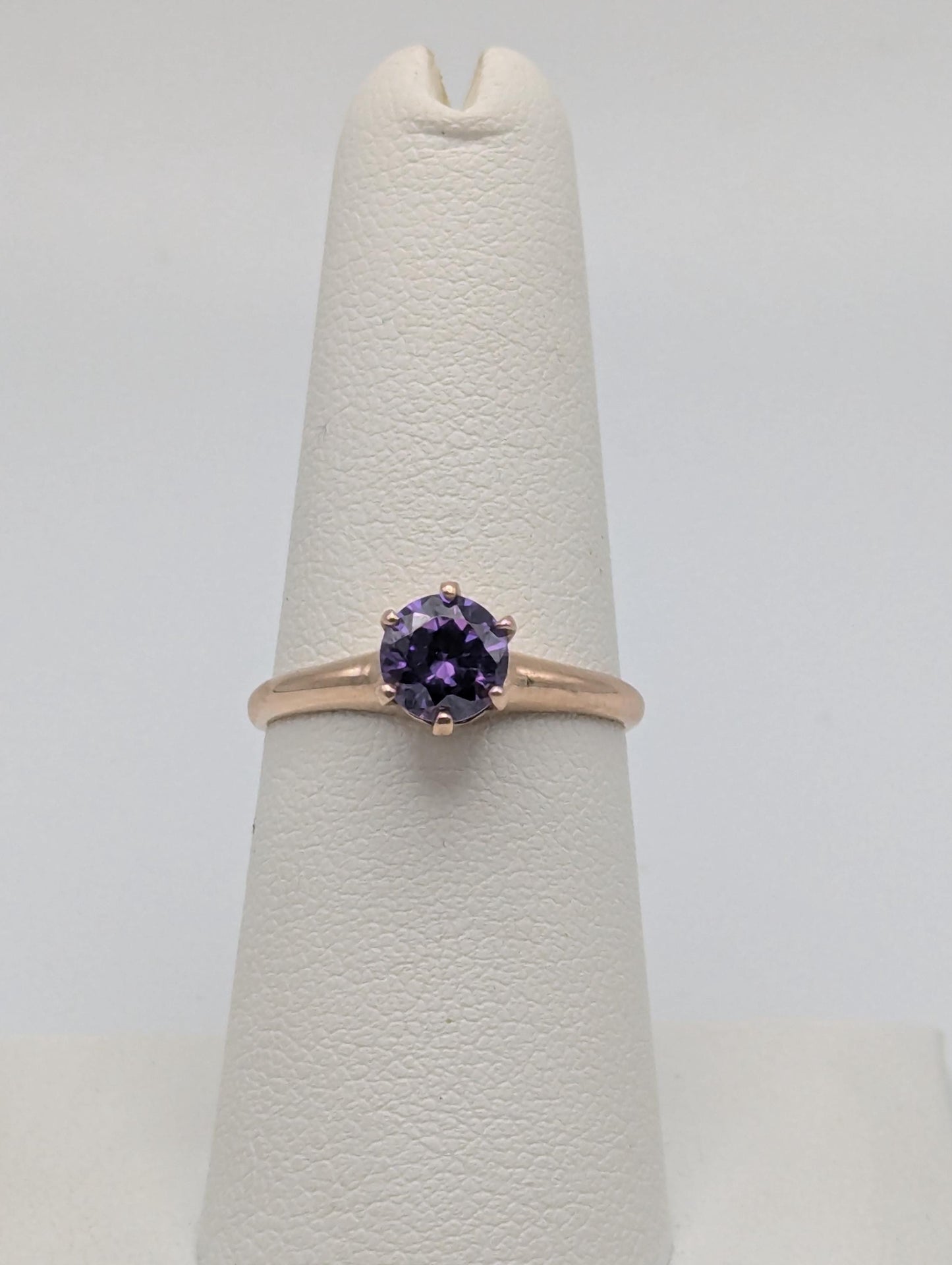 10k Gold Victorian Claw Solitaire Purple Amethyst Stone Ring Vintage Cocktail Ring