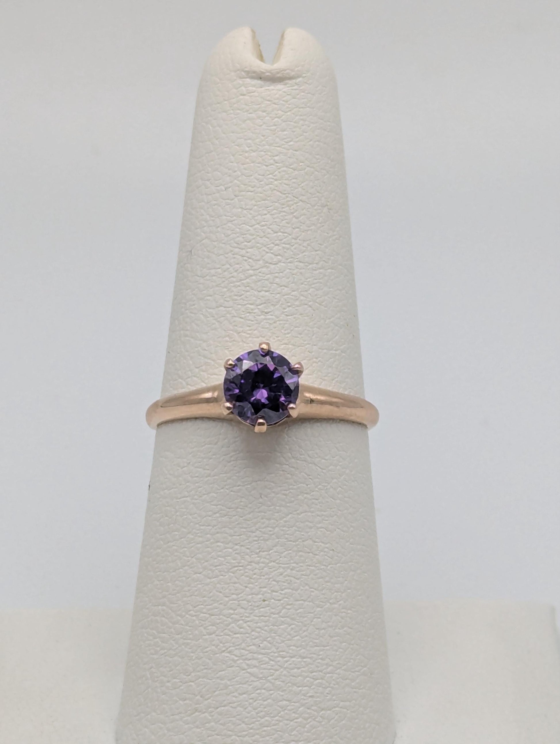10k Gold Victorian Claw Solitaire Purple Amethyst Stone Ring Vintage Cocktail Ring