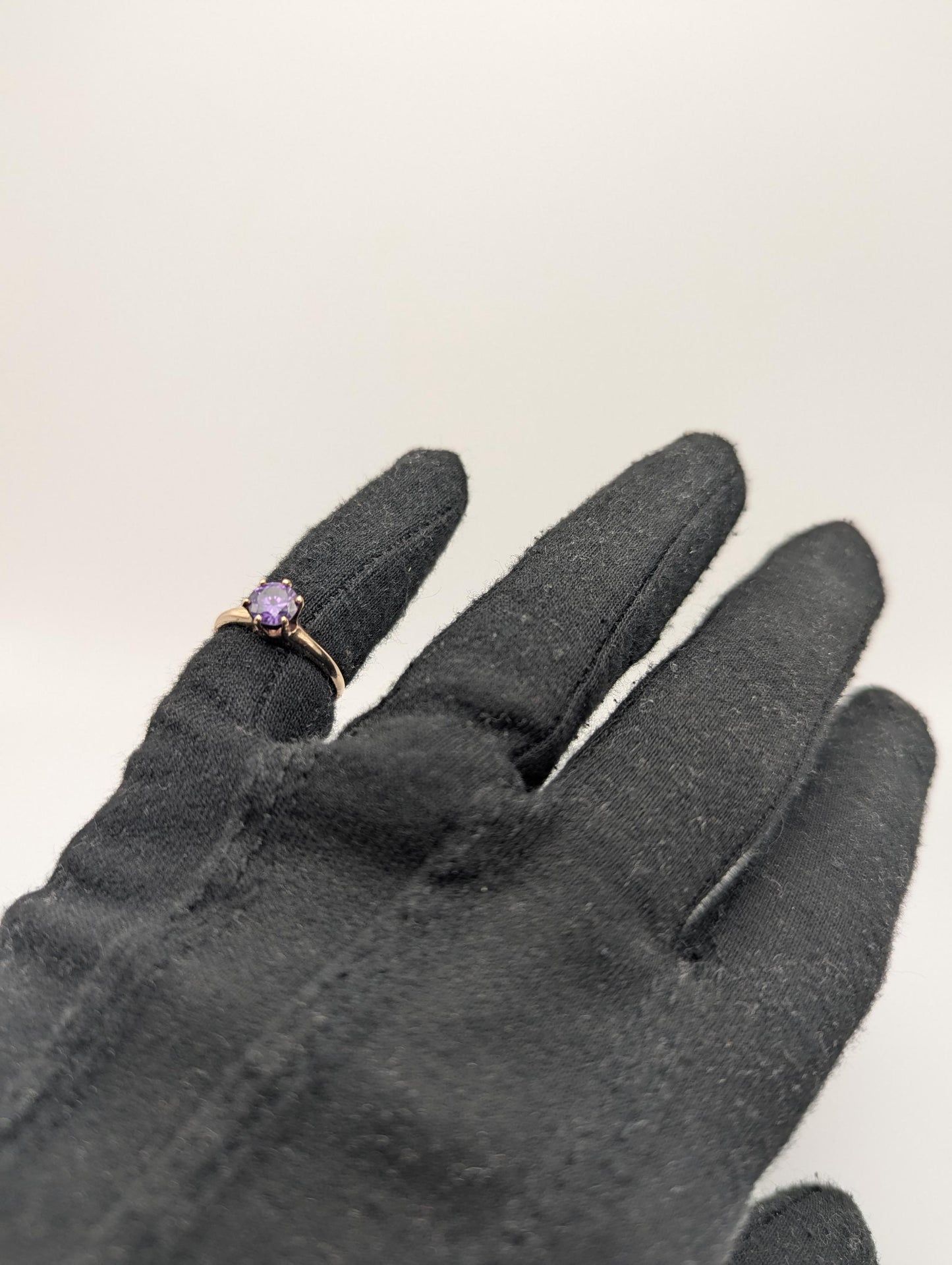 10k Gold Victorian Claw Solitaire Purple Amethyst Stone Ring Vintage Cocktail Ring