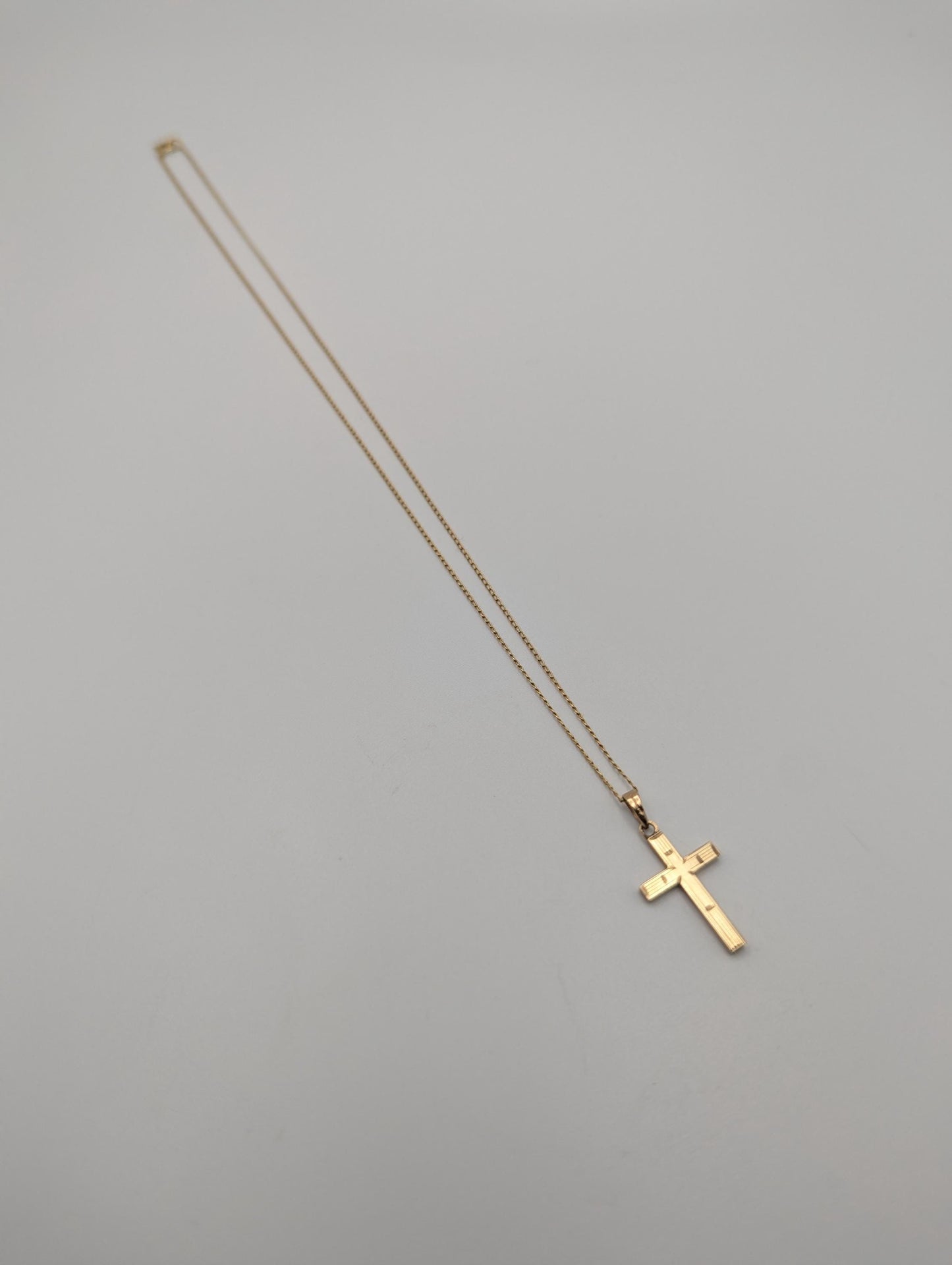 Israel 10k Yellow Gold Cross Pendant Necklace 15 " Crucifix Necklace