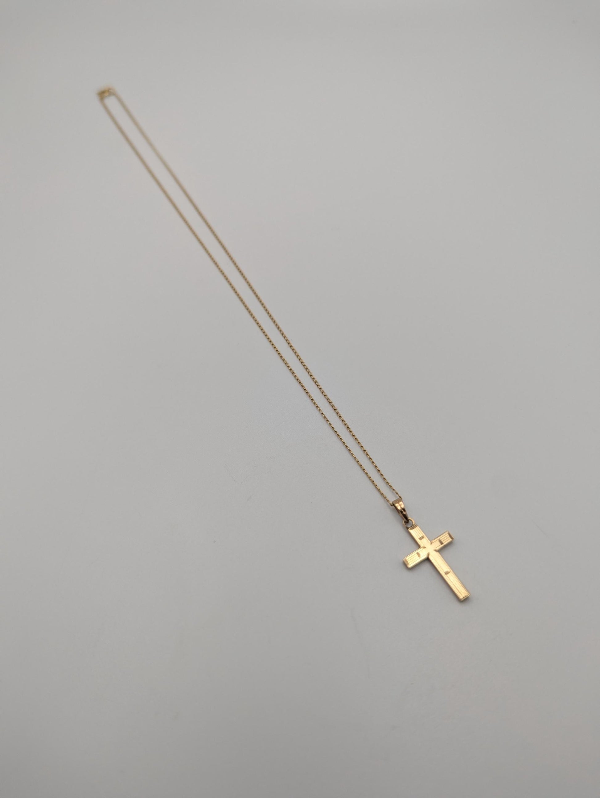 Israel 10k Yellow Gold Cross Pendant Necklace 15 " Crucifix Necklace