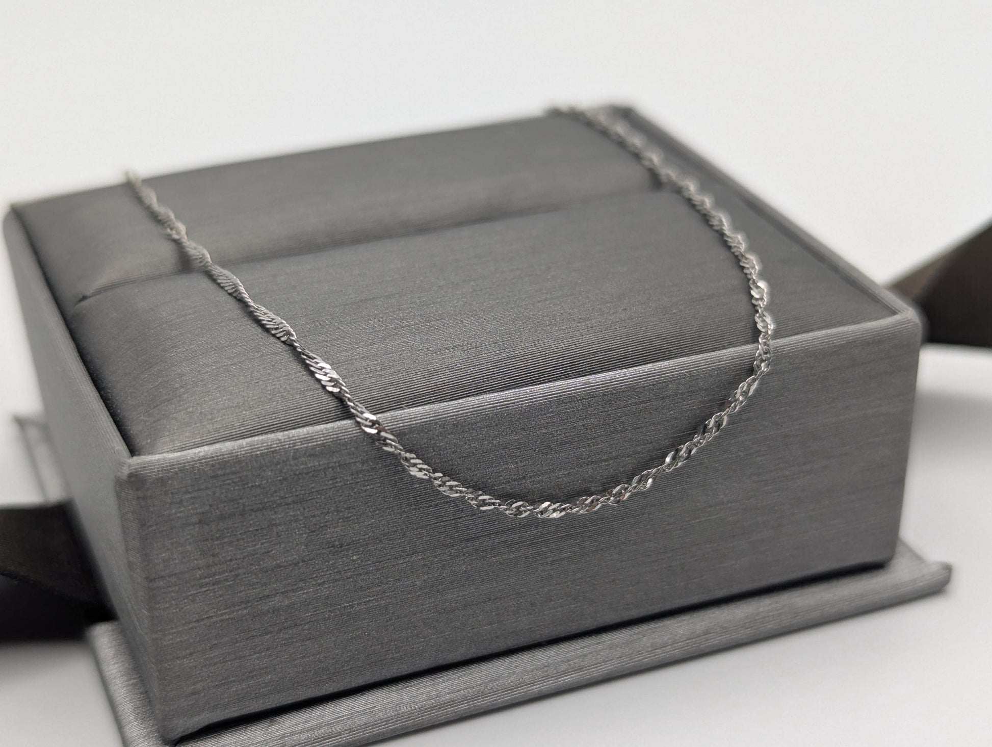 14k White Gold 1.1mm Twisted Chain Classic White Gold Chain 18" Necklace