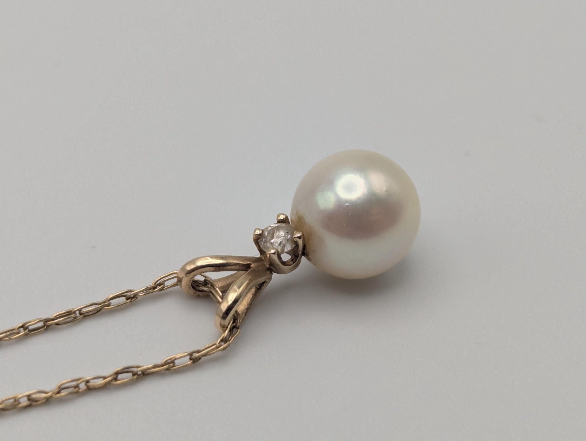 14k Yellow Gold Diamond and Pearl Pendant Necklace 18" Chain Pearl Necklace