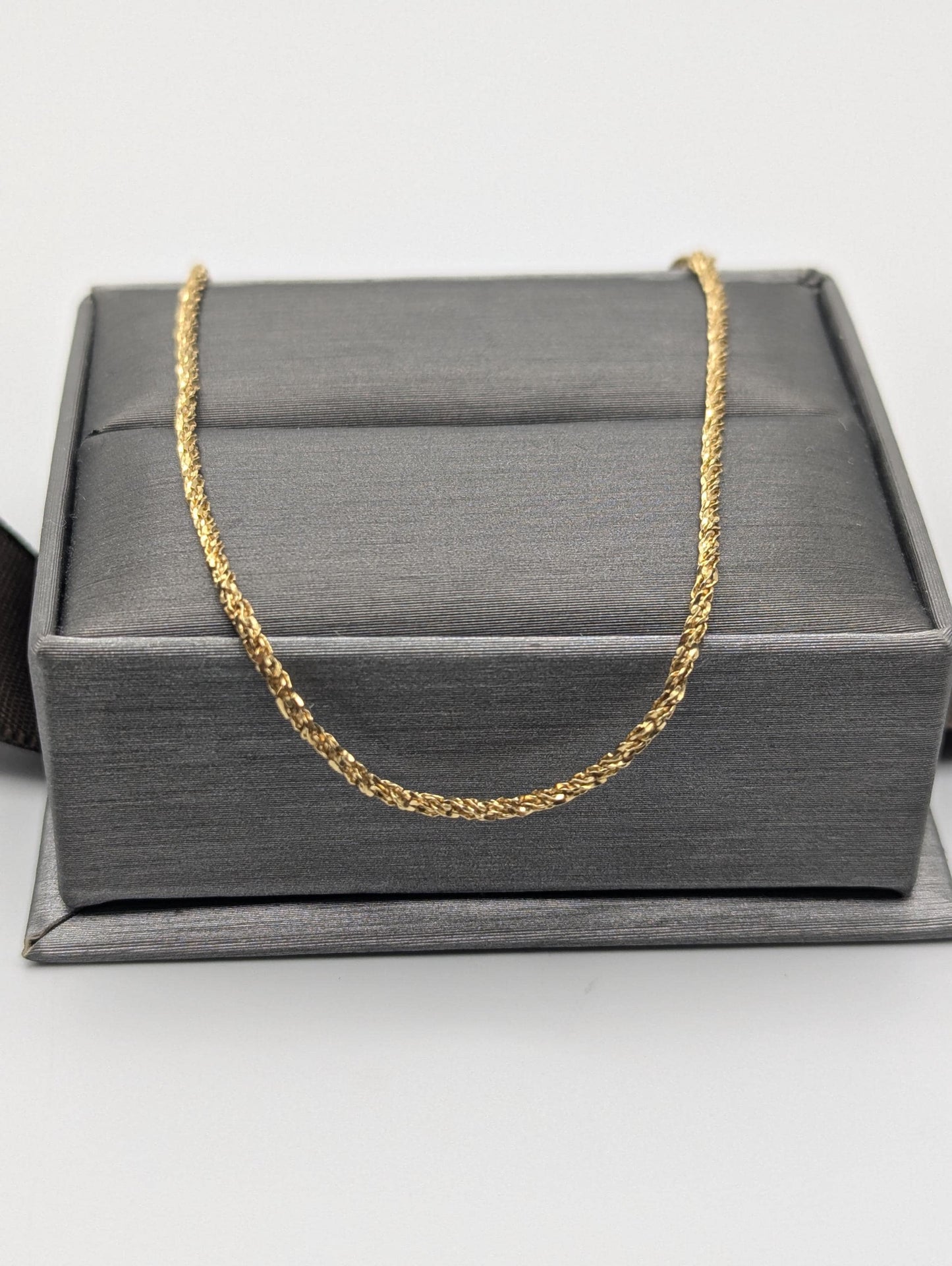 14k ITALY Gold 1.3 mm Twisted Chain Bracelet 7" Solid Gold Bracelet