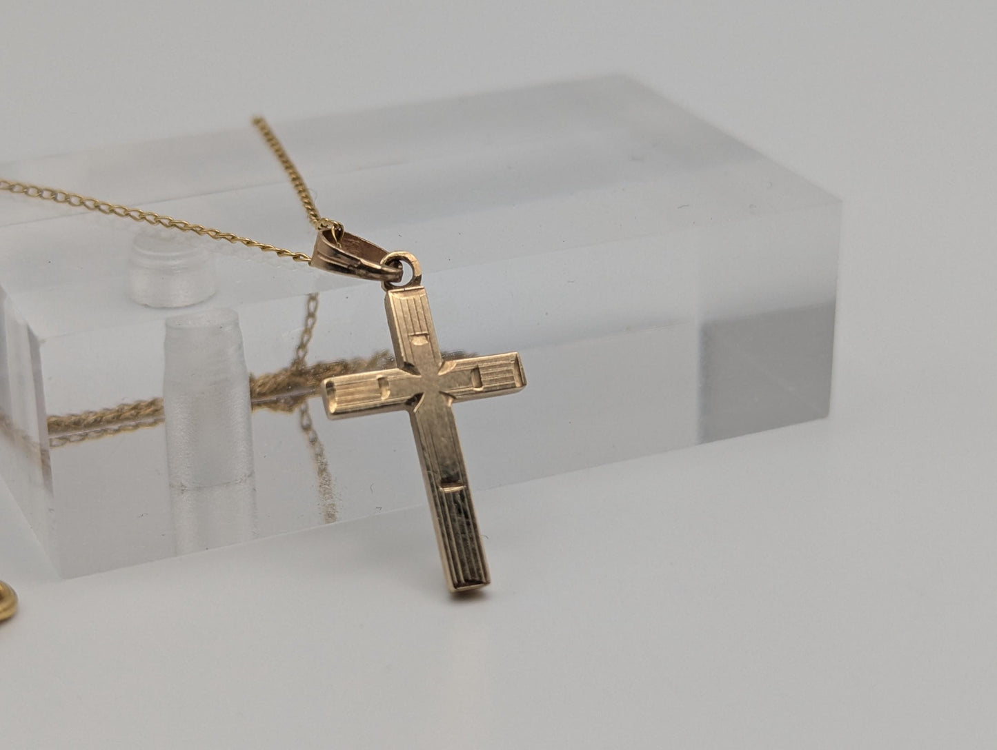 Israel 10k Yellow Gold Cross Pendant Necklace 15 " Crucifix Necklace