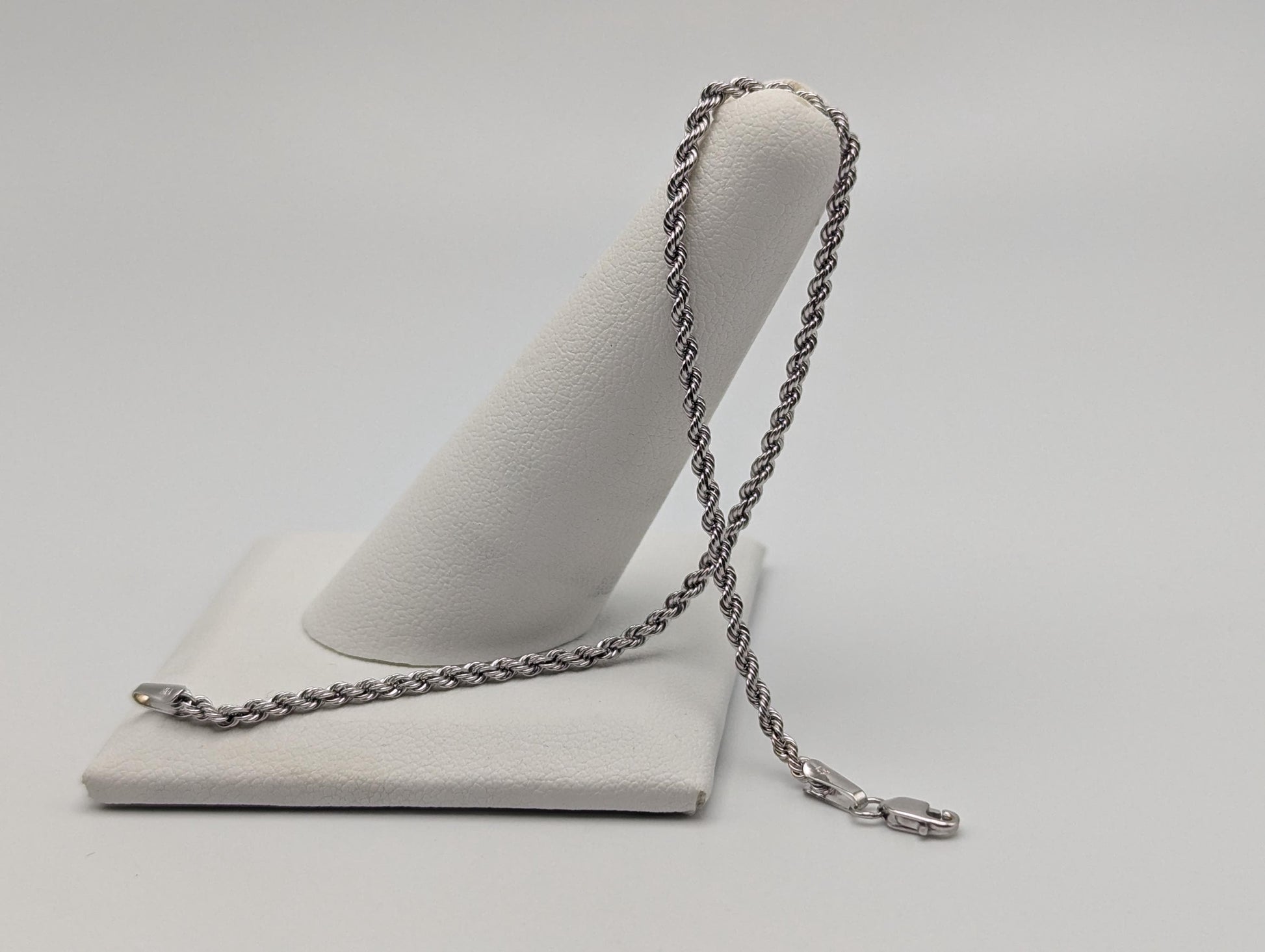 14k White Gold 1.9mm Twisted Rope 7" Bracelet Chain Classic Gold Rope Chain