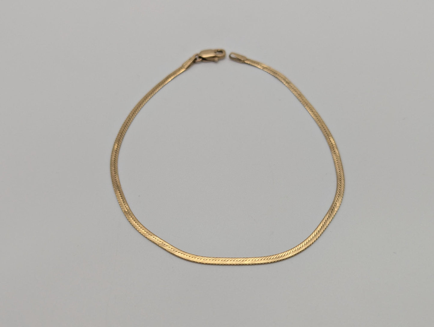 14k Yellow Gold Herringbone Bracelet. Solid Gold Bracelet chain 7.5"