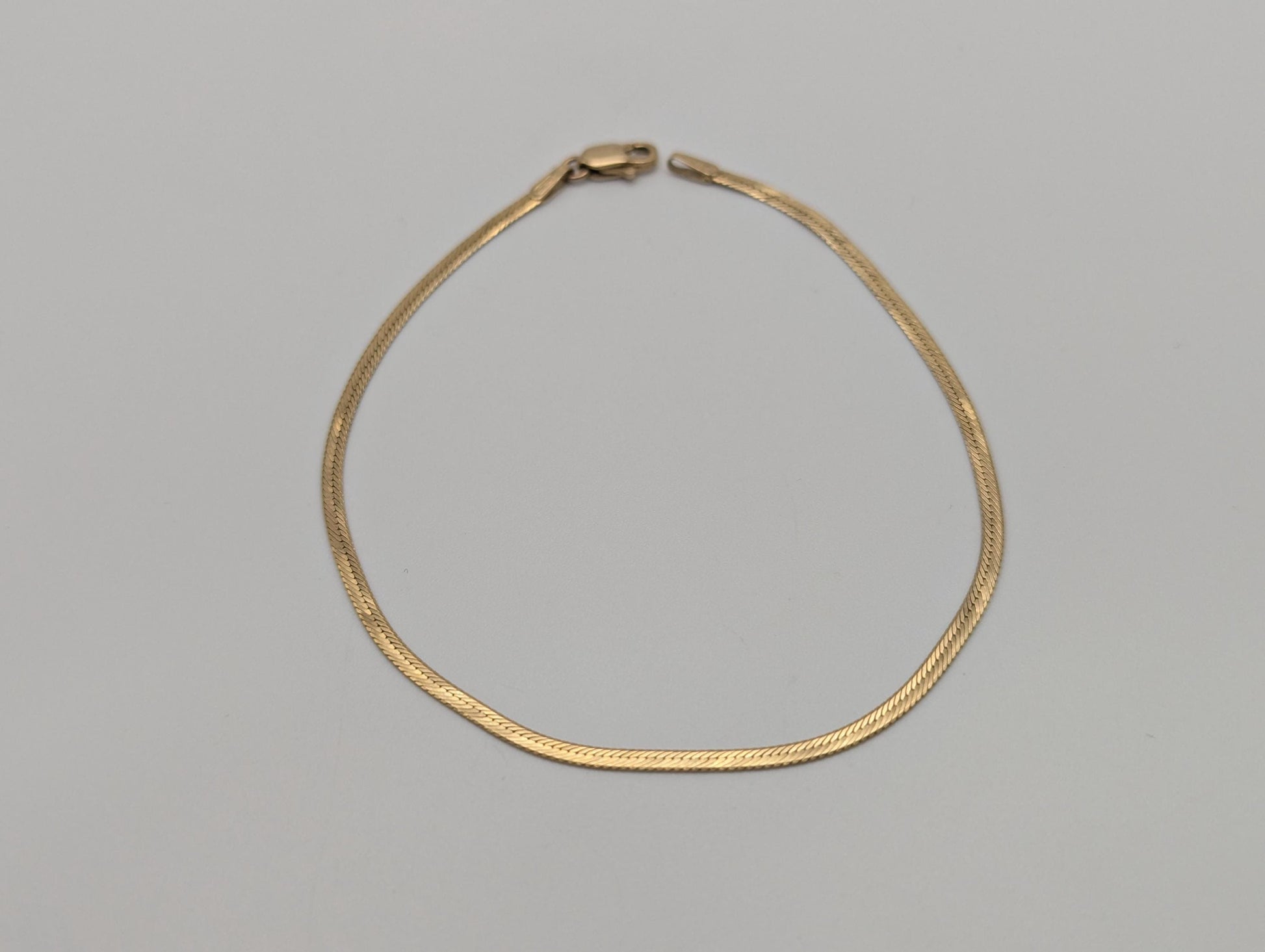 14k Yellow Gold Herringbone Bracelet. Solid Gold Bracelet chain 7.5"