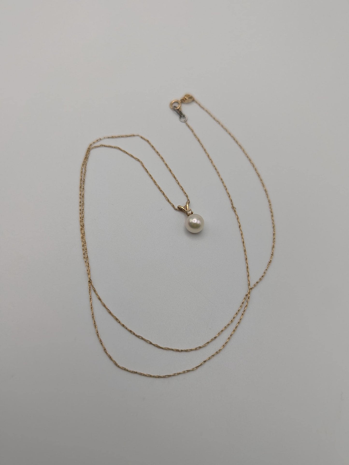 14k Yellow Gold Diamond and Pearl Pendant Necklace 18" Chain Pearl Necklace