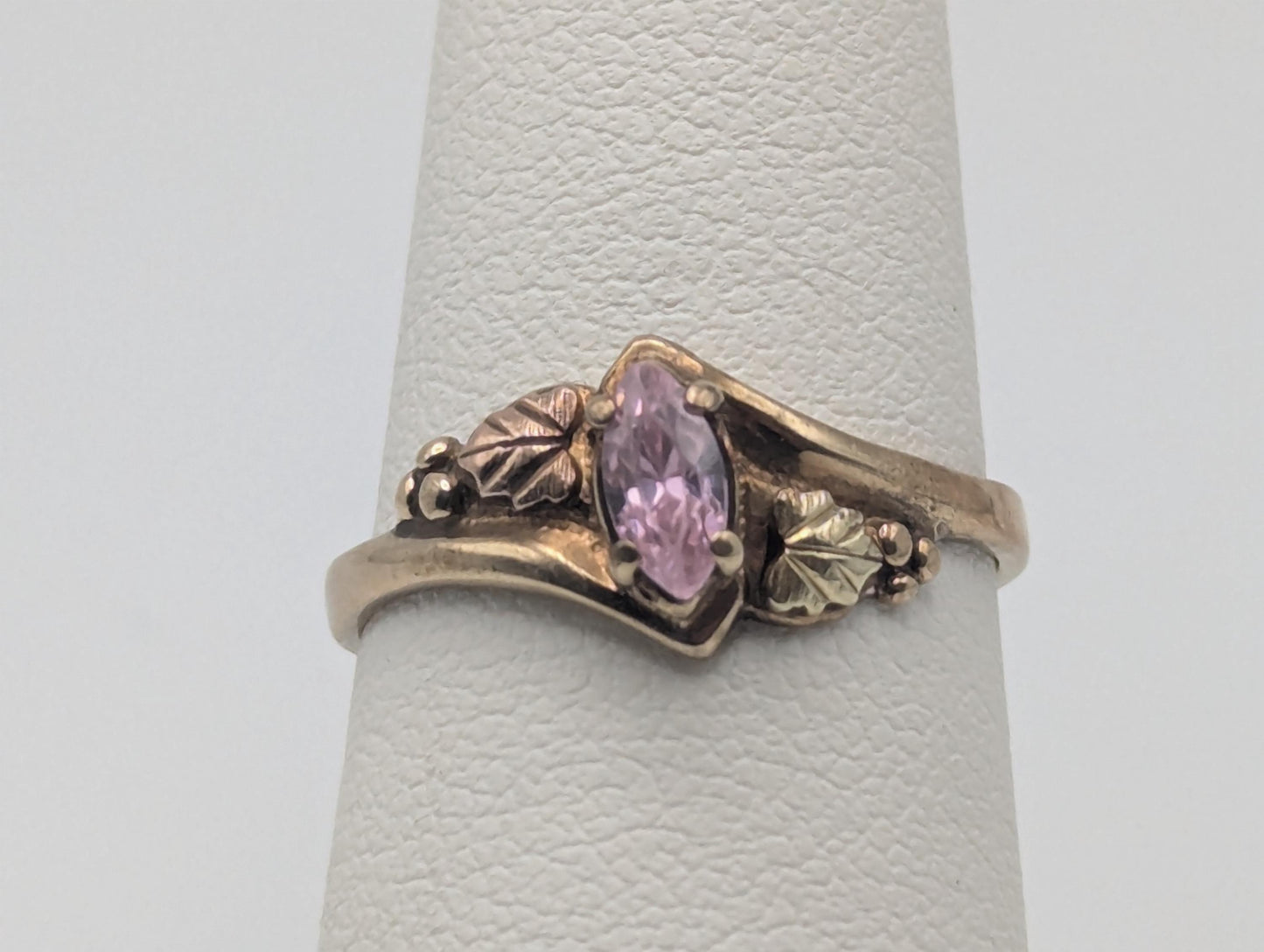10k Black Hills Gold Tri-Colored Pink Stone Leaf Vine Ring Womens Black Hills Gold Vine Ring
