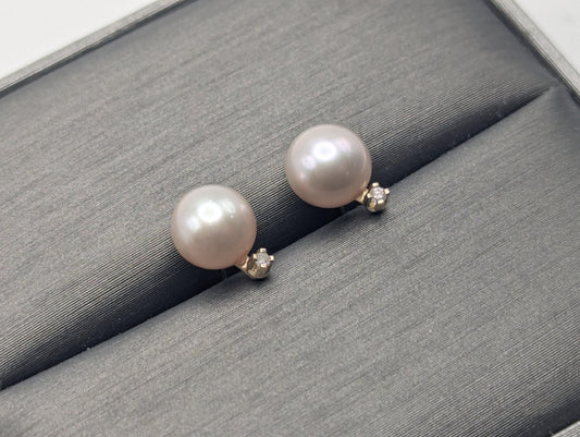 14k Yellow Gold Fresh Water Pearl Diamond Stud Earrings. White Pearl Diamond Studs 6.4mm.
