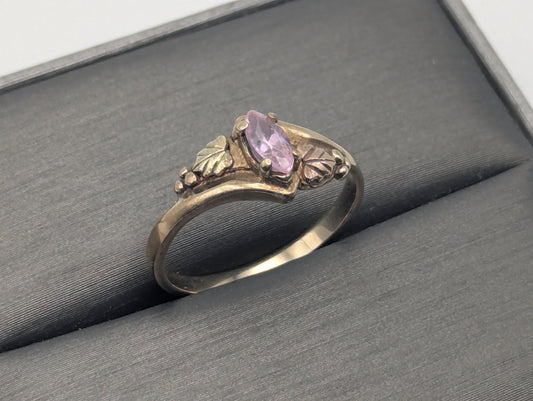 10k Black Hills Gold Tri-Colored Pink Stone Leaf Vine Ring Womens Black Hills Gold Vine Ring
