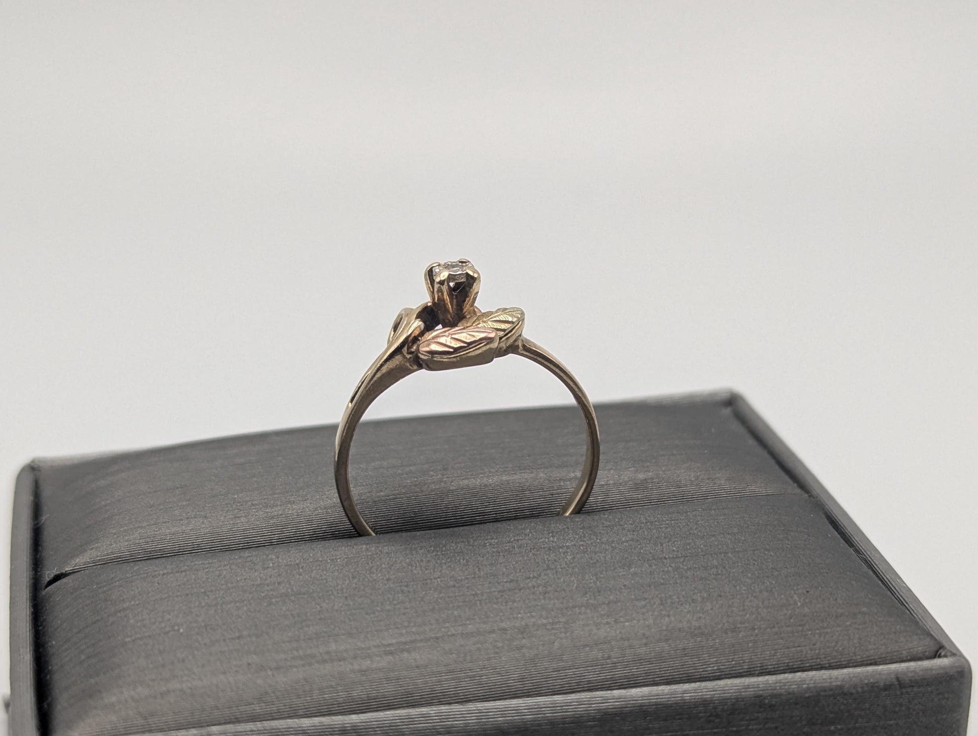 10k Black Hills Gold Tri-Colored Diamond Leaf Vine Ring Women's Black Hills Gold Vine Ring