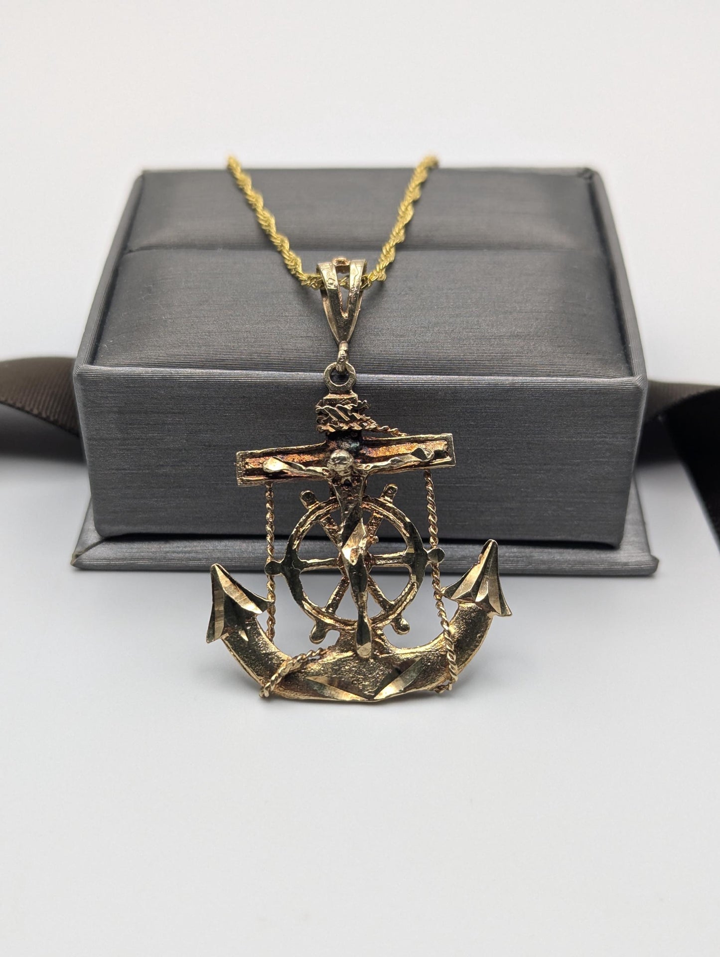 10k Heavy 5gr Jesus Christ Anchor Mariner Pendant + Complimentary 18k GF Necklace