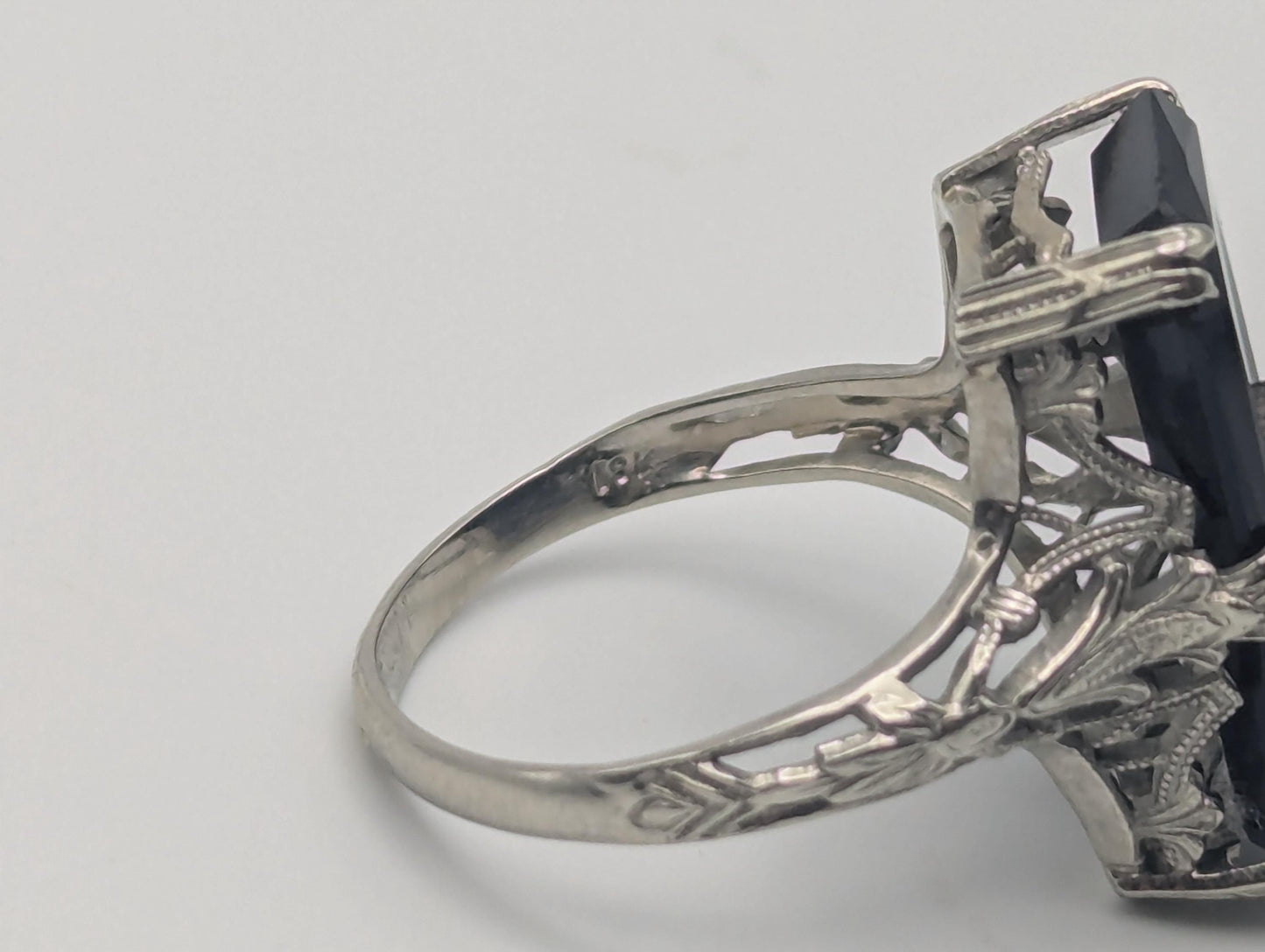 Vintage 18k White Gold Art Deco Black Onyx Ring Midnight Statement Ring