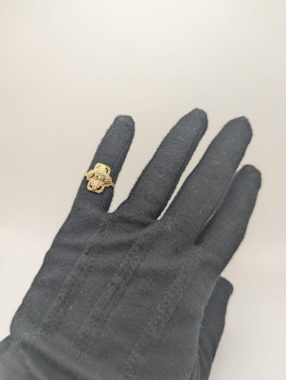 Black Hills Gold 10k Multi-tone Gold Vine Signet Ring BHG wedding band