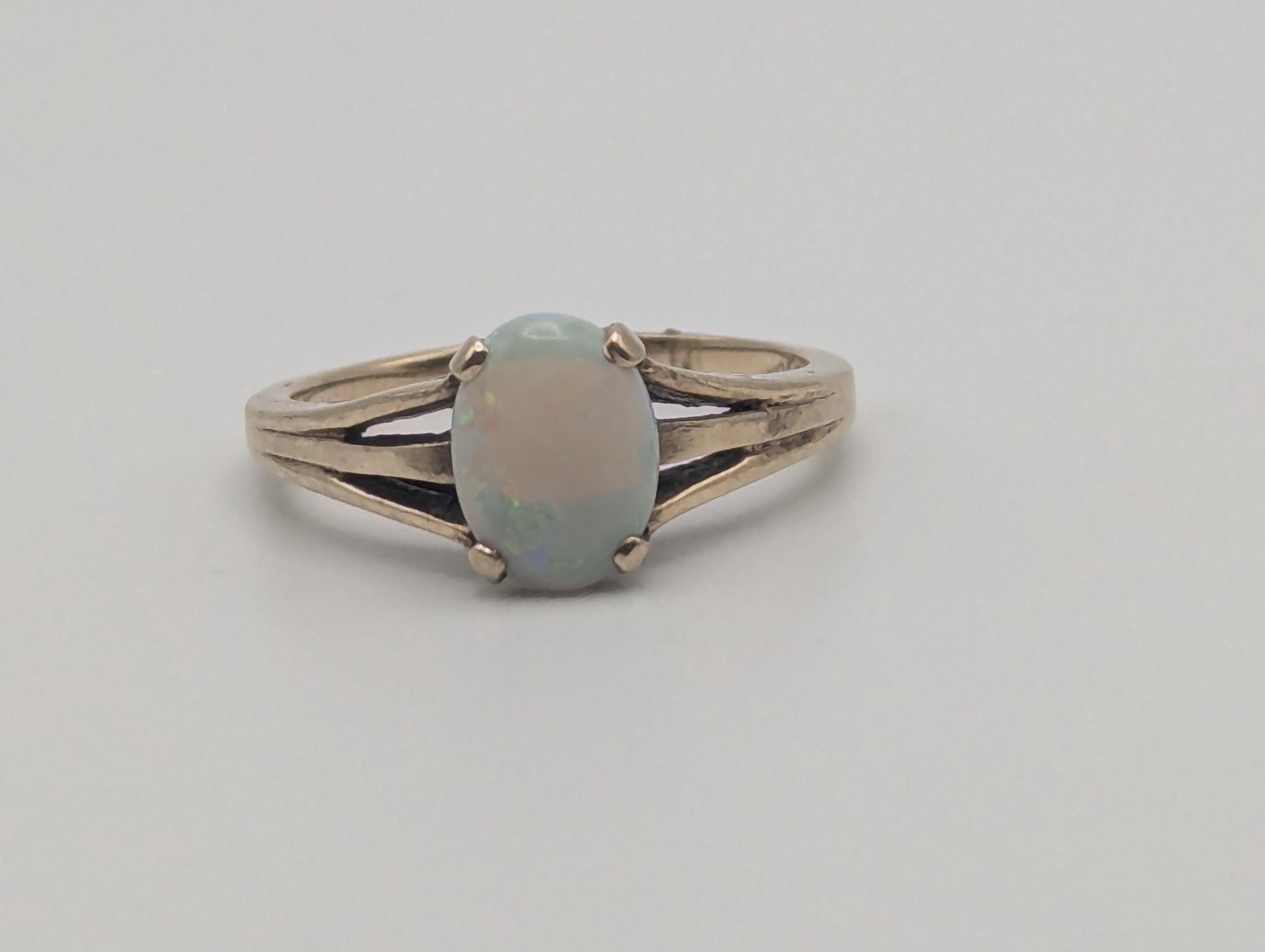 10k Yellow Gold Oval Opal Ring Wedding Statement Promise Band