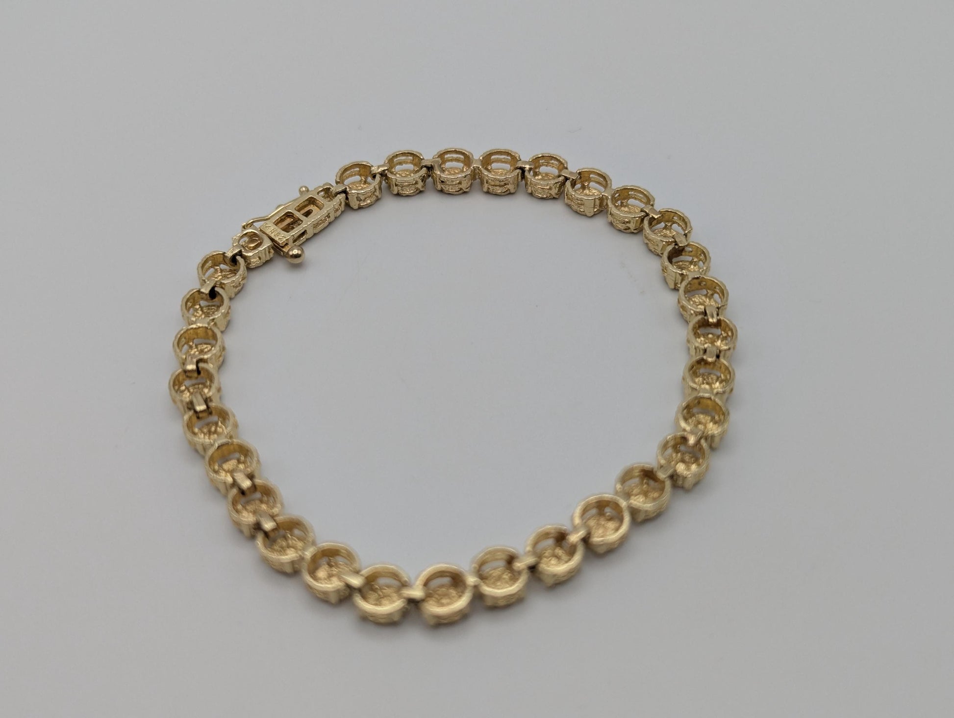 14k Yellow Gold HEAVY 10gr Link 8" Circular Link Bracelet Speciality Chain Link Bracelet