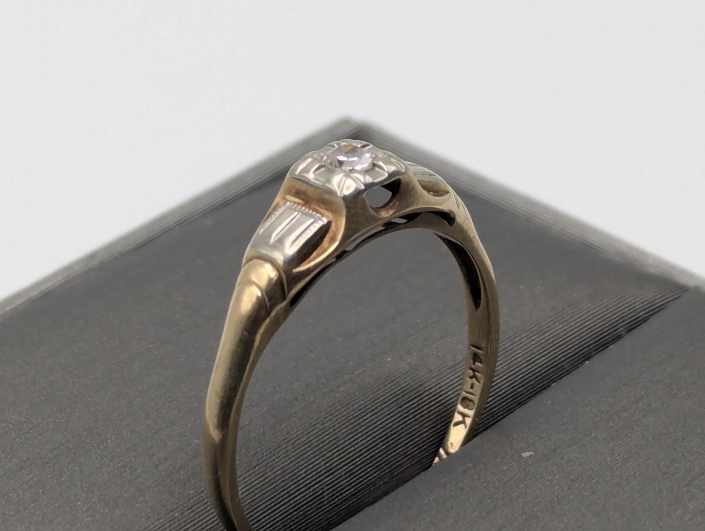 Vintage Art Deco 14K & 18k Multi-Gold Diamond Wedding Engagement Promise Ring.