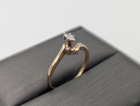 14k Vintage Yellow Gold Diamond Engagement Ring Promis Ring