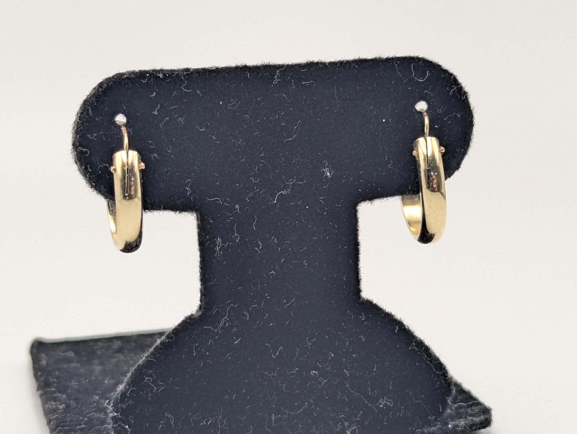 14k Yellow Gold Small Hoop Round Earrings Dainty Gold Hoops Hinged