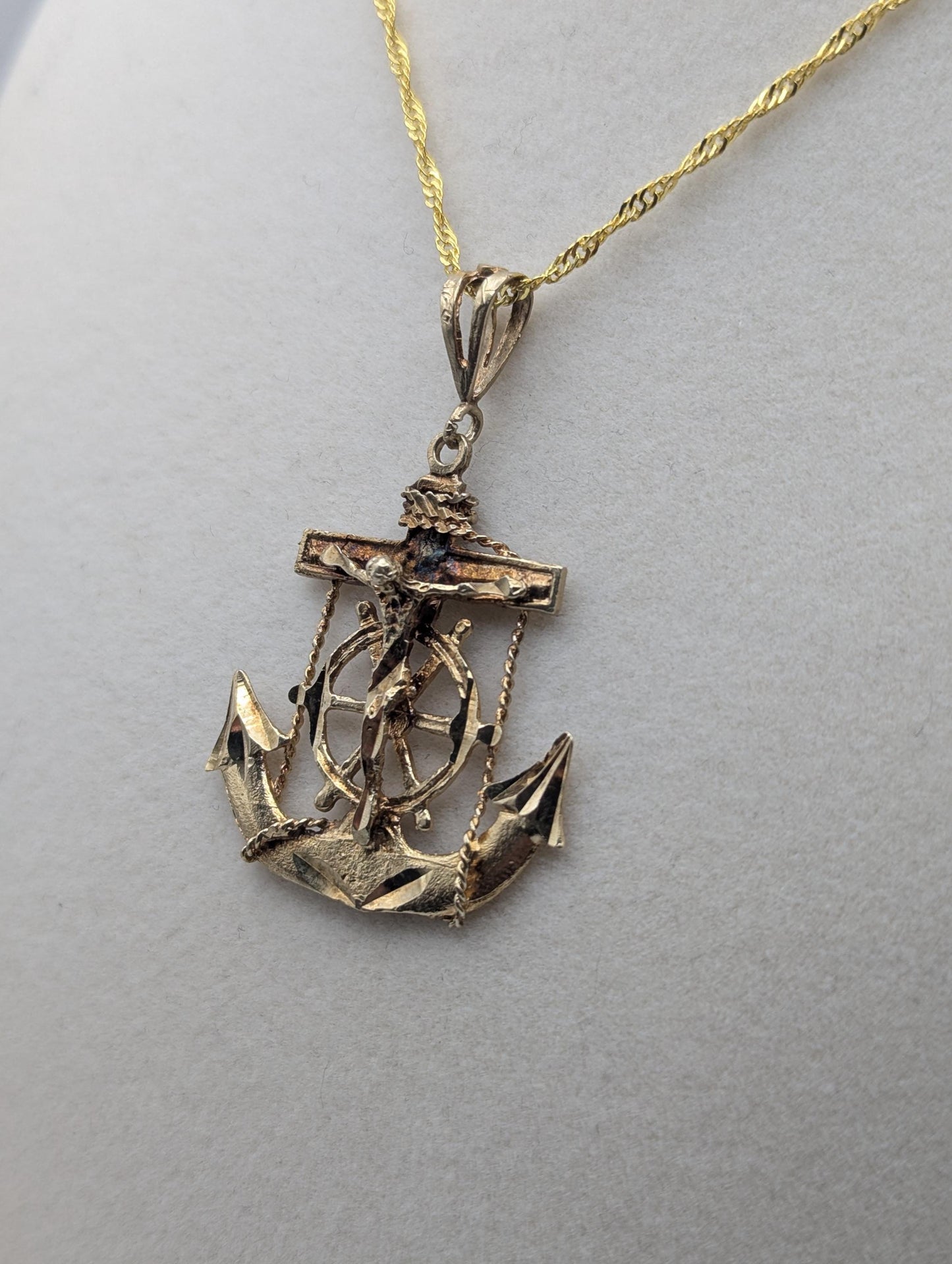 10k Heavy 5gr Jesus Christ Anchor Mariner Pendant + Complimentary 18k GF Necklace