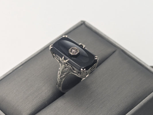 Vintage 18k White Gold Art Deco Black Onyx Ring Midnight Statement Ring