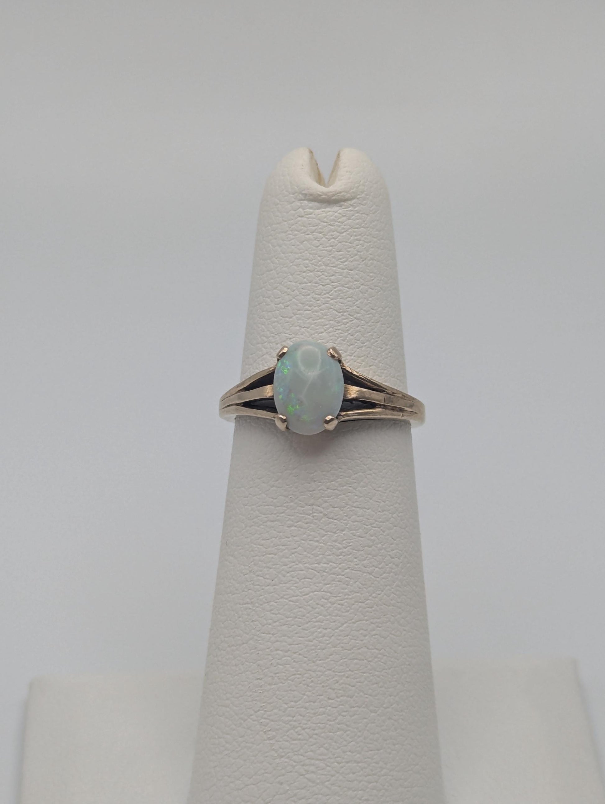 10k Yellow Gold Oval Opal Ring Wedding Statement Promise Band