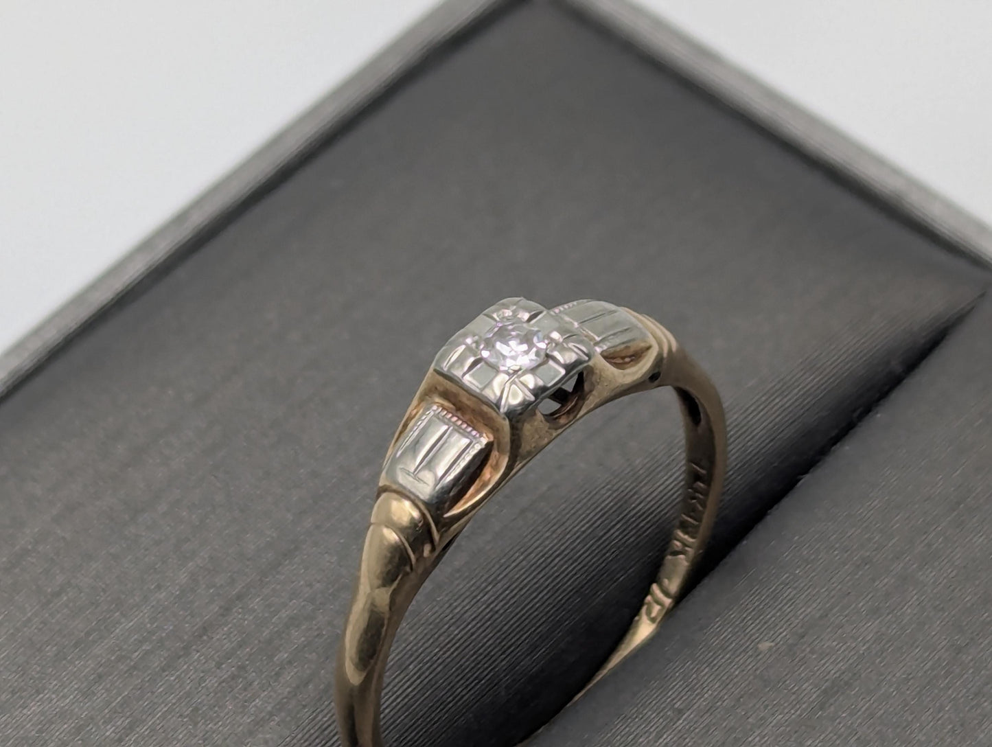 Vintage Art Deco 14K & 18k Multi-Gold Diamond Wedding Engagement Promise Ring.