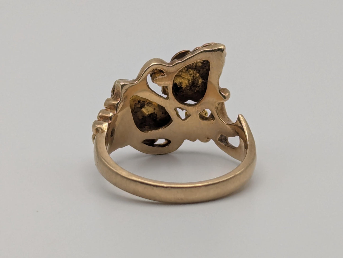 Vintage 10k 12k Black Hills Gold Leaf Multi-tone Gold Signet Statement Ring BHG