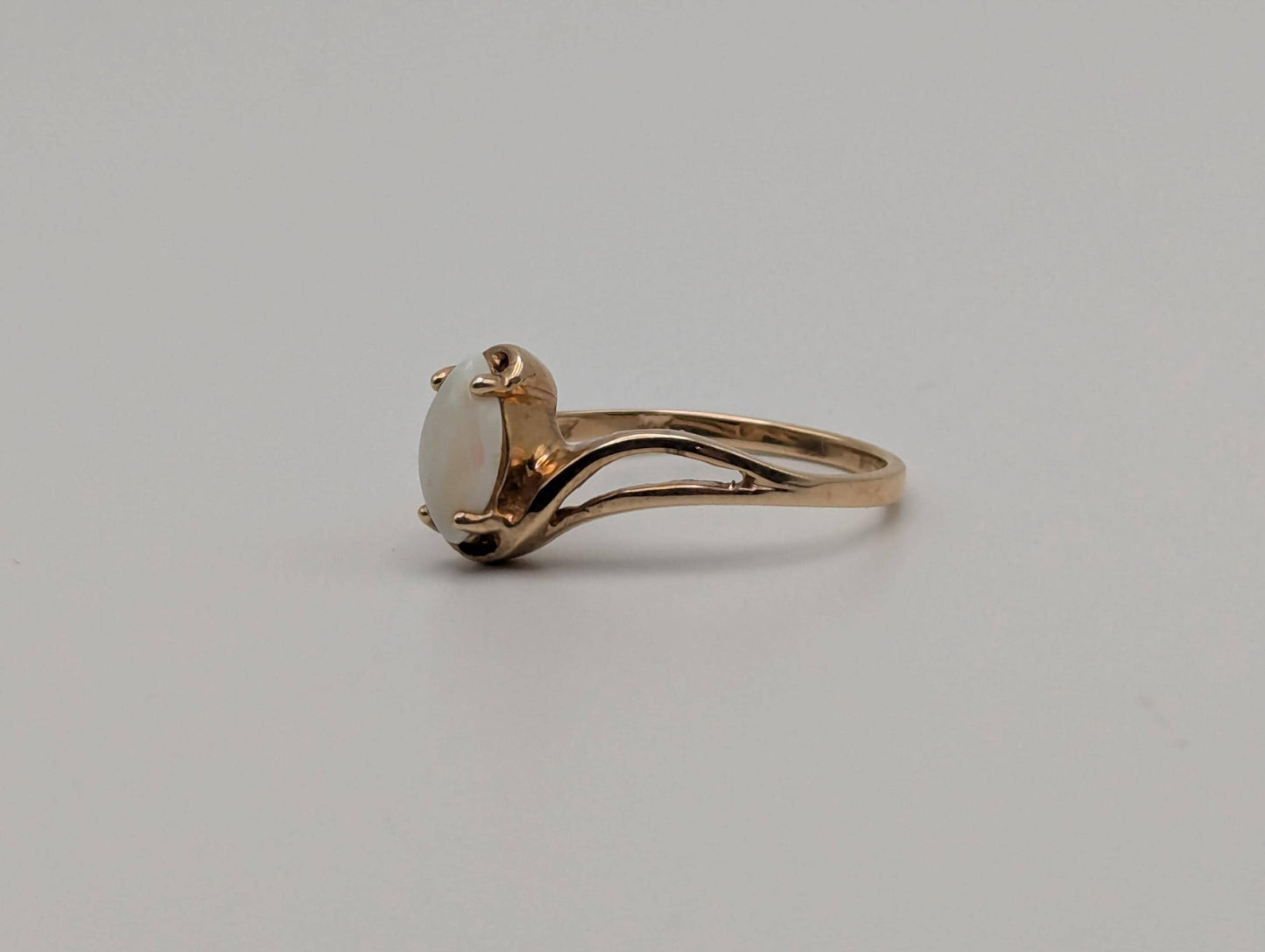 10k Yellow Gold Marquise Oval Opal Ring Wedding Statement Band Promise Ring