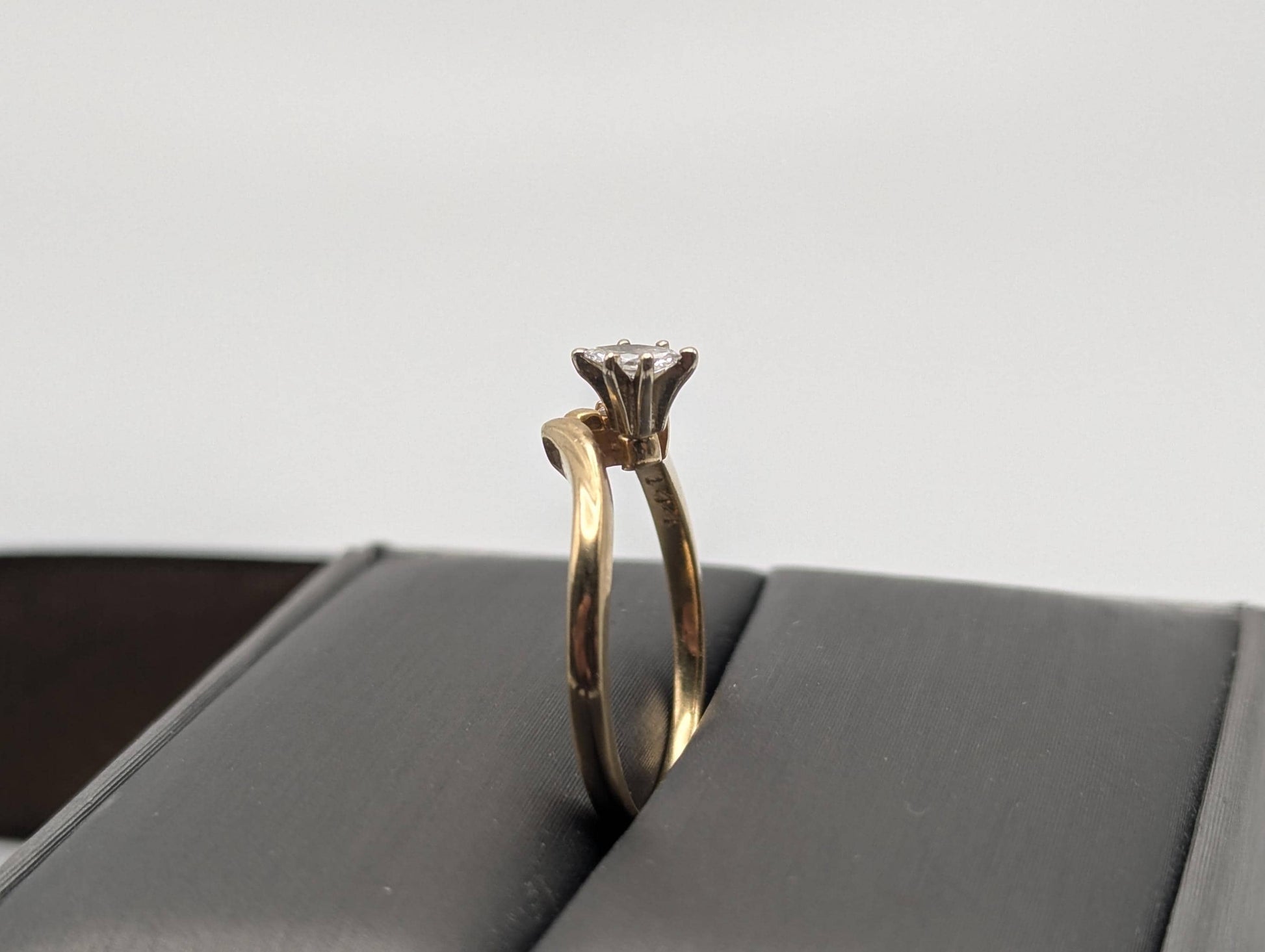 14k Vintage Yellow Gold Diamond Engagement Ring Promis Ring