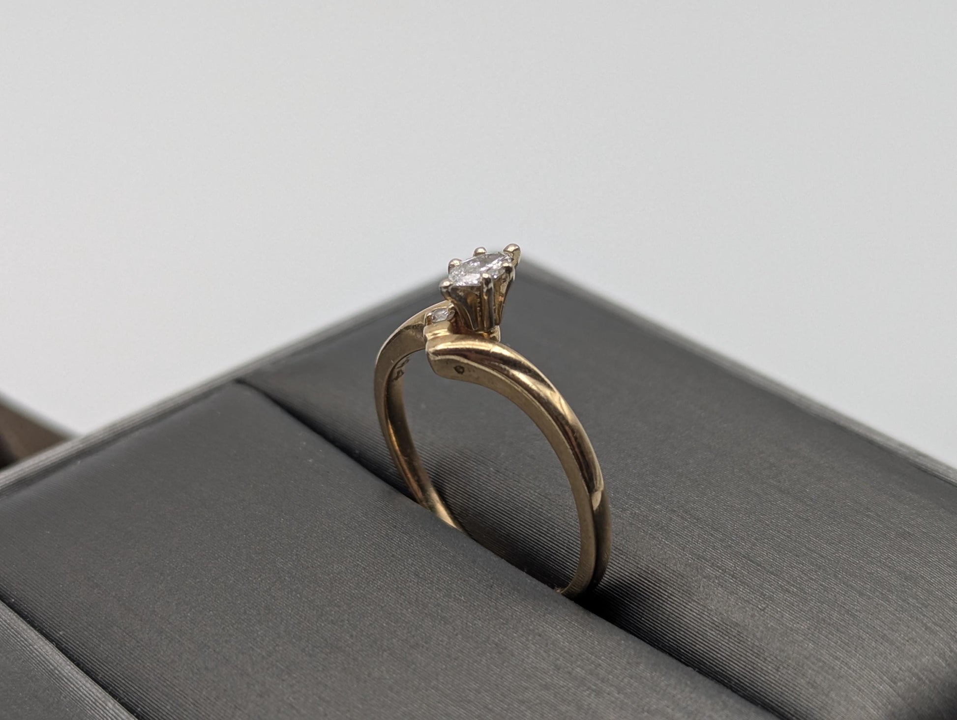 14k Vintage Yellow Gold Diamond Engagement Ring Promis Ring