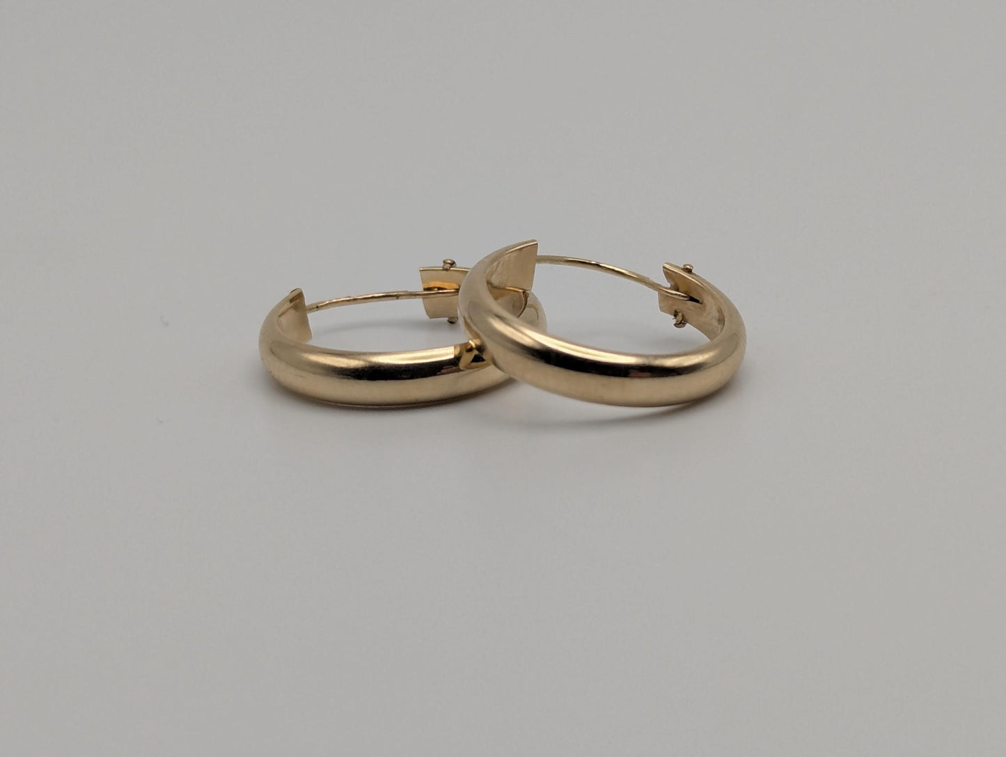 14k Yellow Gold Small Hoop Round Earrings Dainty Gold Hoops Hinged
