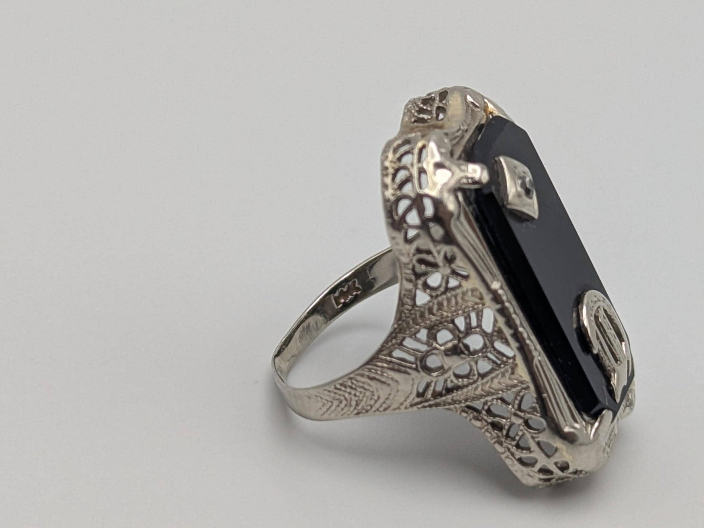 Vintage 10k White Gold Monogram Letter D Black Onyx Diamond Ring Pinky Ring