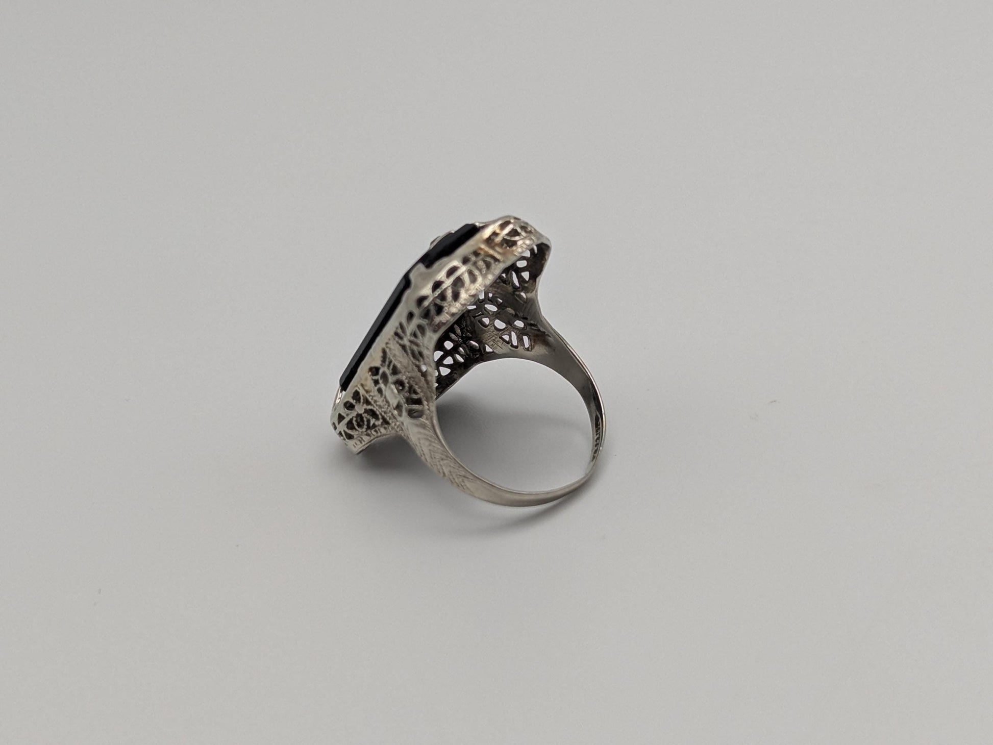 Vintage 10k White Gold Monogram Letter D Black Onyx Diamond Ring Pinky Ring