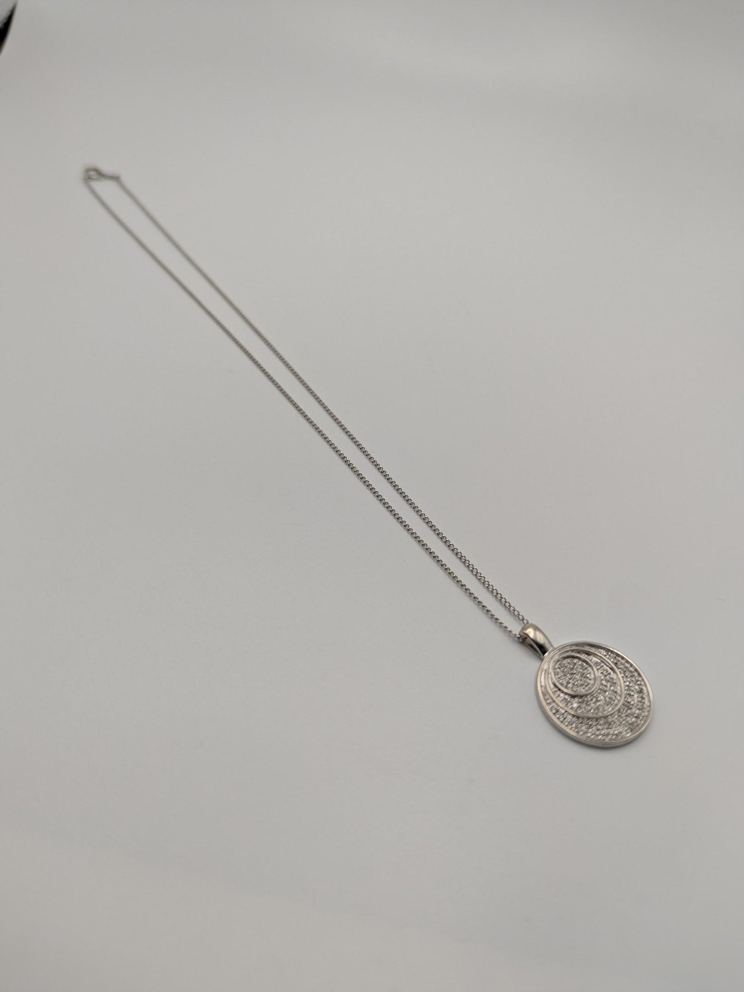 14k White Gold .33ctw Diamond Endless Circle Love Infinity Eternity Necklace 18" Cable Chain Round Cut