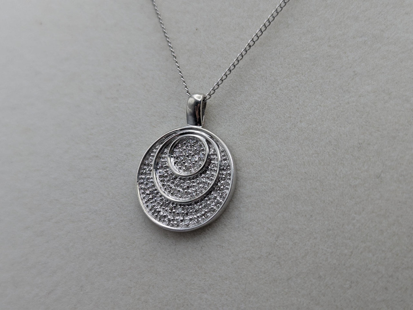 14k White Gold .33ctw Diamond Endless Circle Love Infinity Eternity Necklace 18" Cable Chain Round Cut