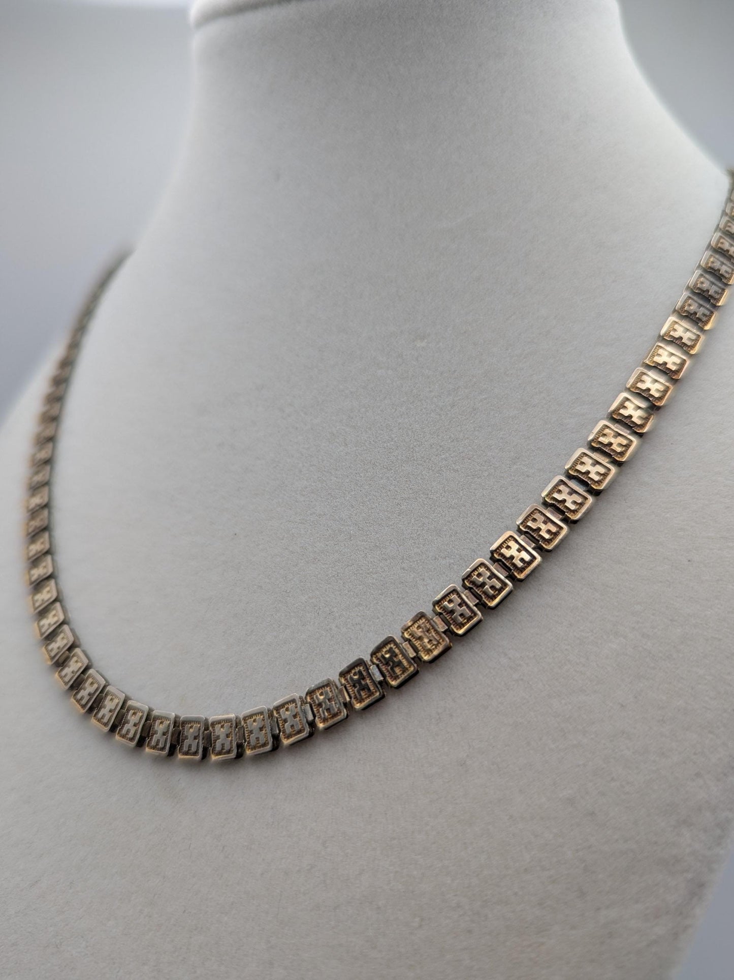 European 9k Antique Victorian HEAVY 15 grams Gold Link Book Chain Necklace 18"