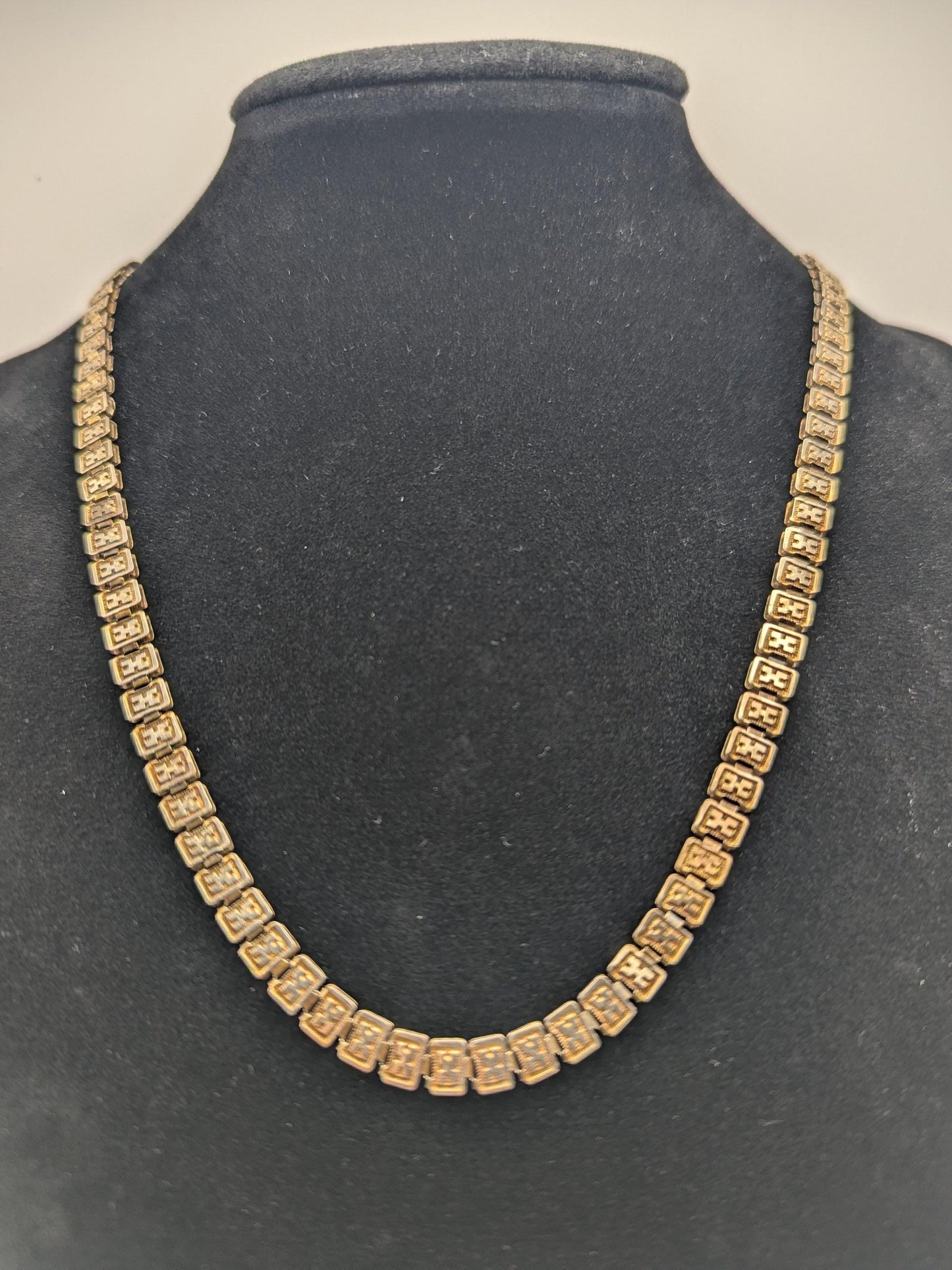 European 9k Antique Victorian HEAVY 15 grams Gold Link Book Chain Necklace 18"