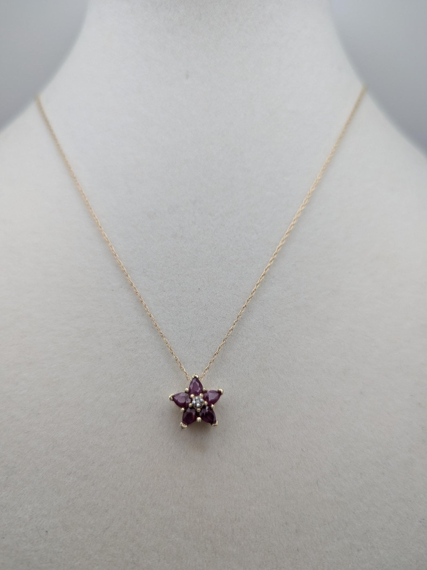 10k Gold Diamond & Ruby Flower Necklace Pendant Yellow Gold Chain