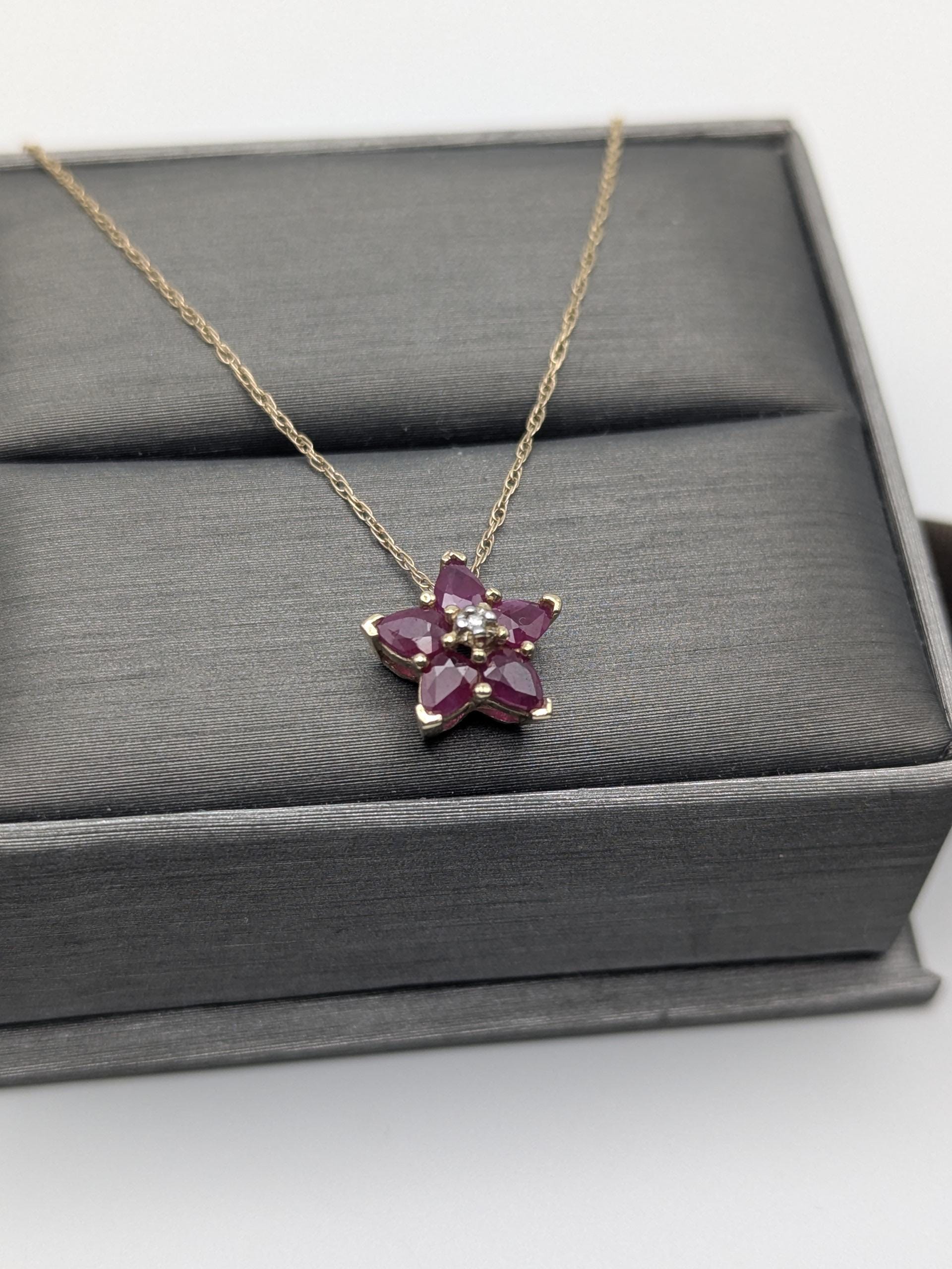 10k Gold Diamond & Ruby Flower Necklace Pendant Yellow Gold Chain